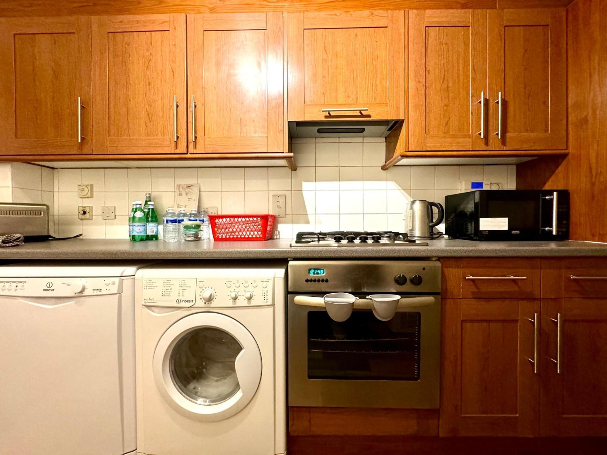 Apartment Lovely 2 Bedroom By Wild