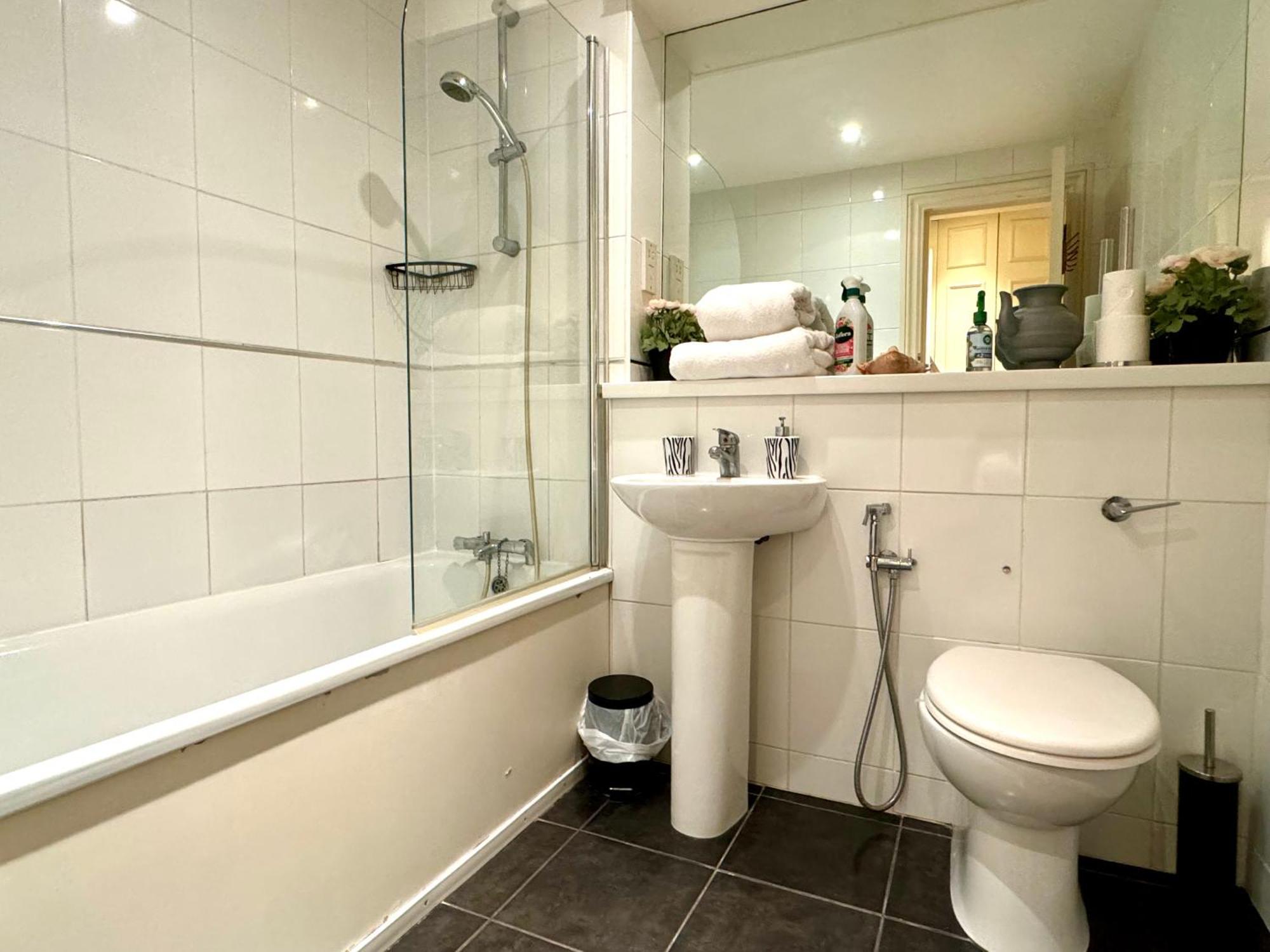 Lovely 2 Bedroom By Wild London
