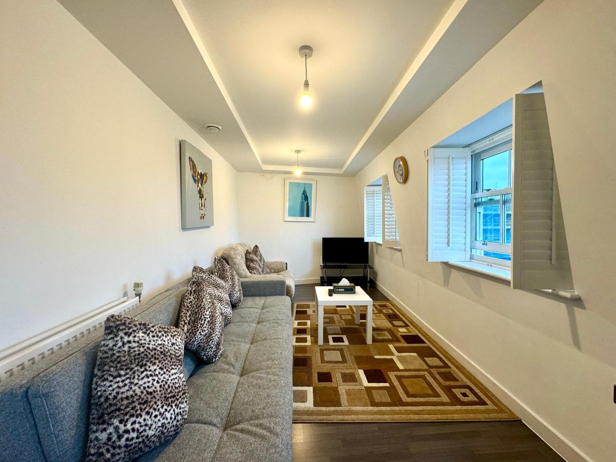 Marble Arch By Al Faisal Apartment London