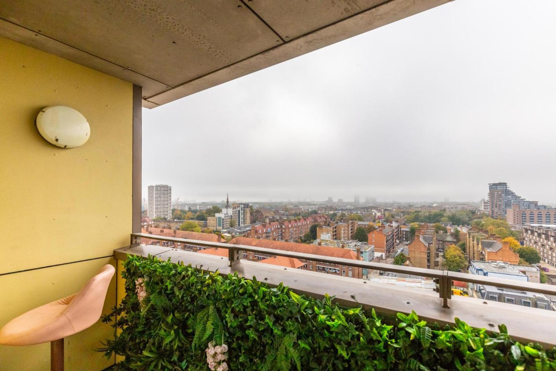 Apartment Bright 2 Bed Flat With Views Near Tower Bridge *