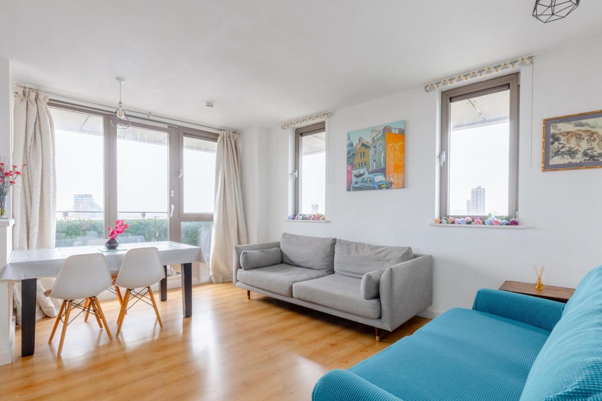 Bright 2 Bed Flat With Views Near Tower Bridge Apartment *