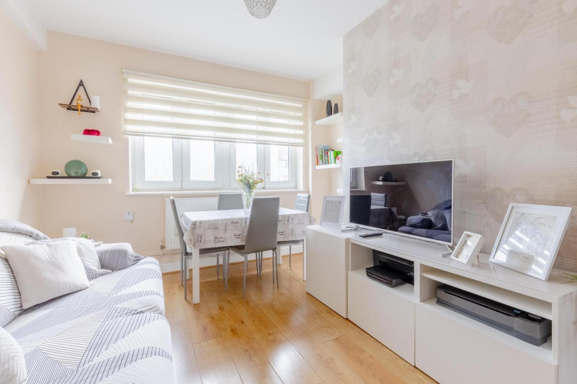 Apartment Homely 2bd Flat In The Heart Of Bermondsey