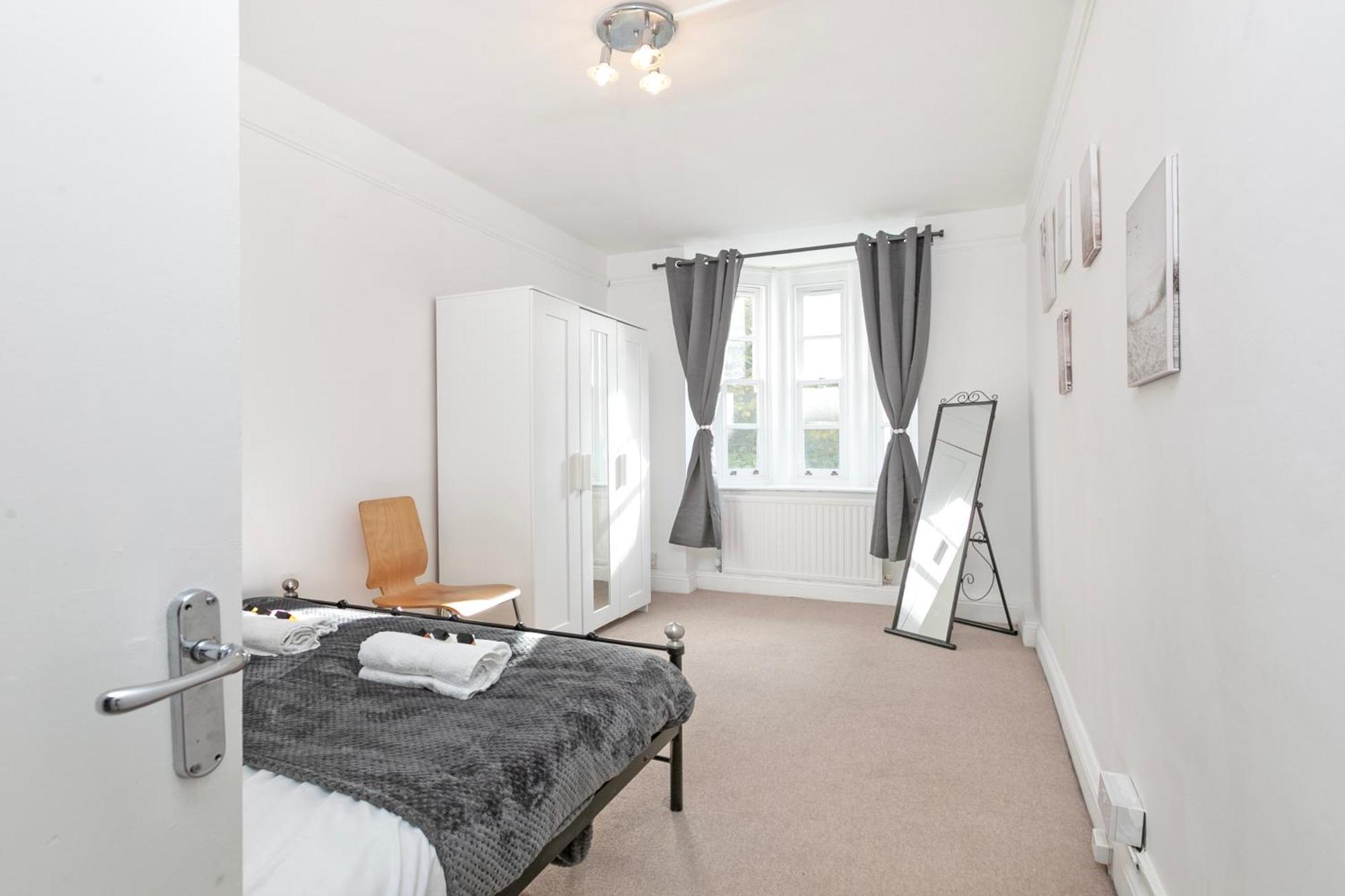 Apartamento Beautiful 3 Bedroom Flat In Scott Ellis Gardens *