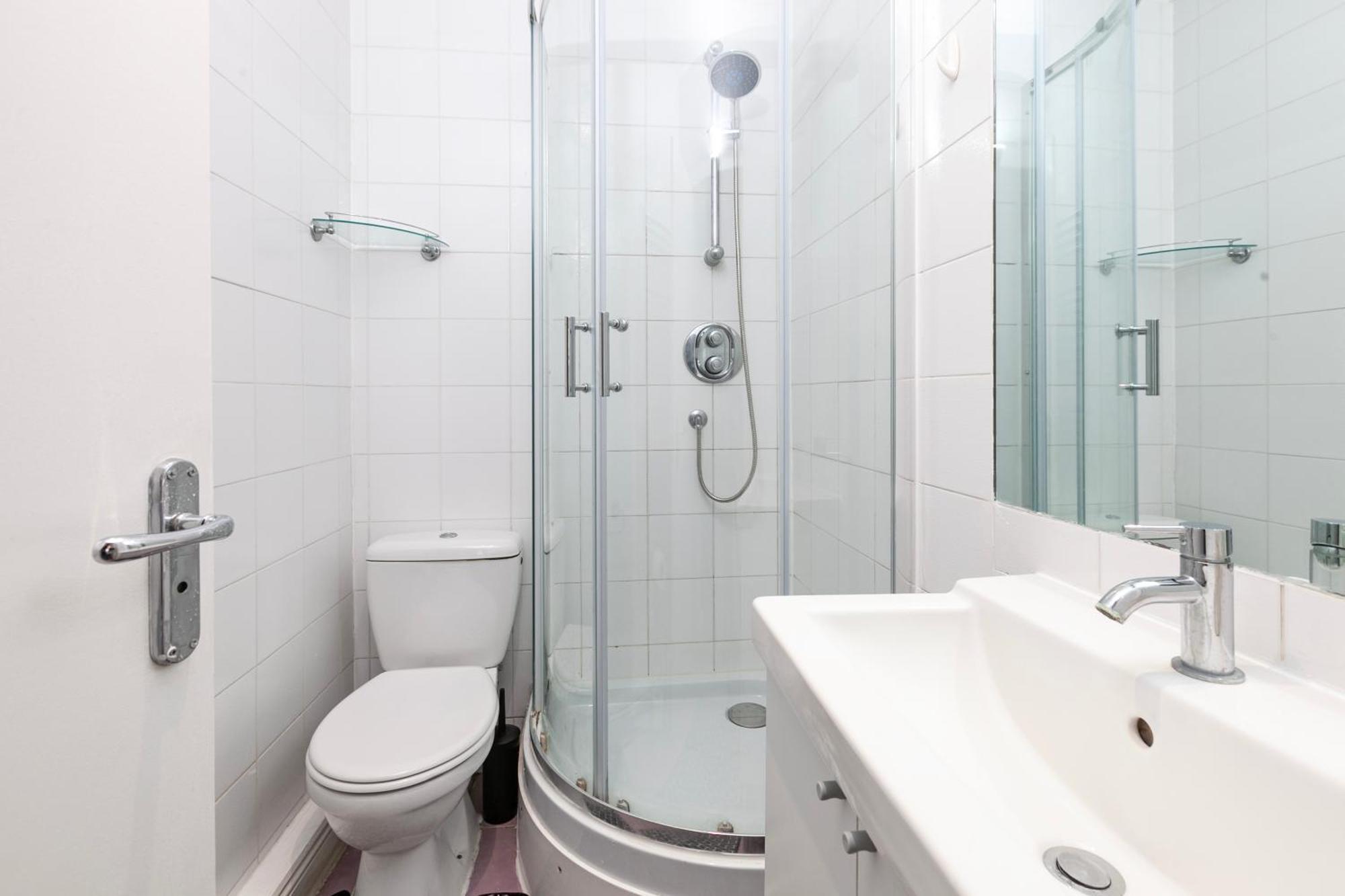 Apartamento Beautiful 3 Bedroom Flat In Scott Ellis Gardens