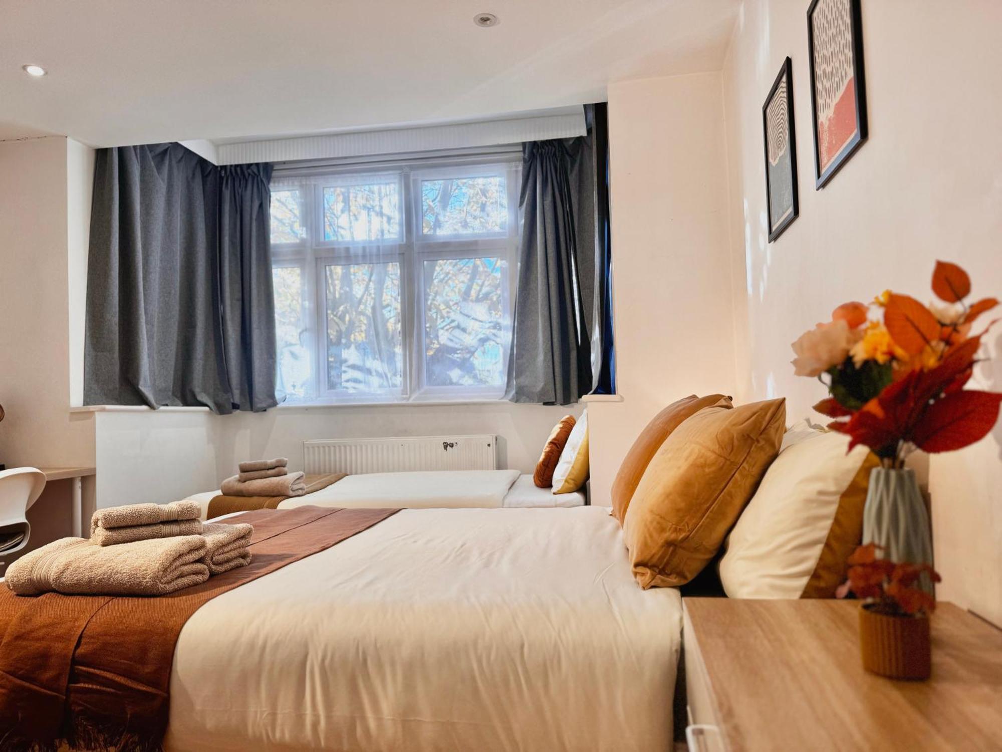 En-suites With Free Parking 30min To Gasthuis Londen