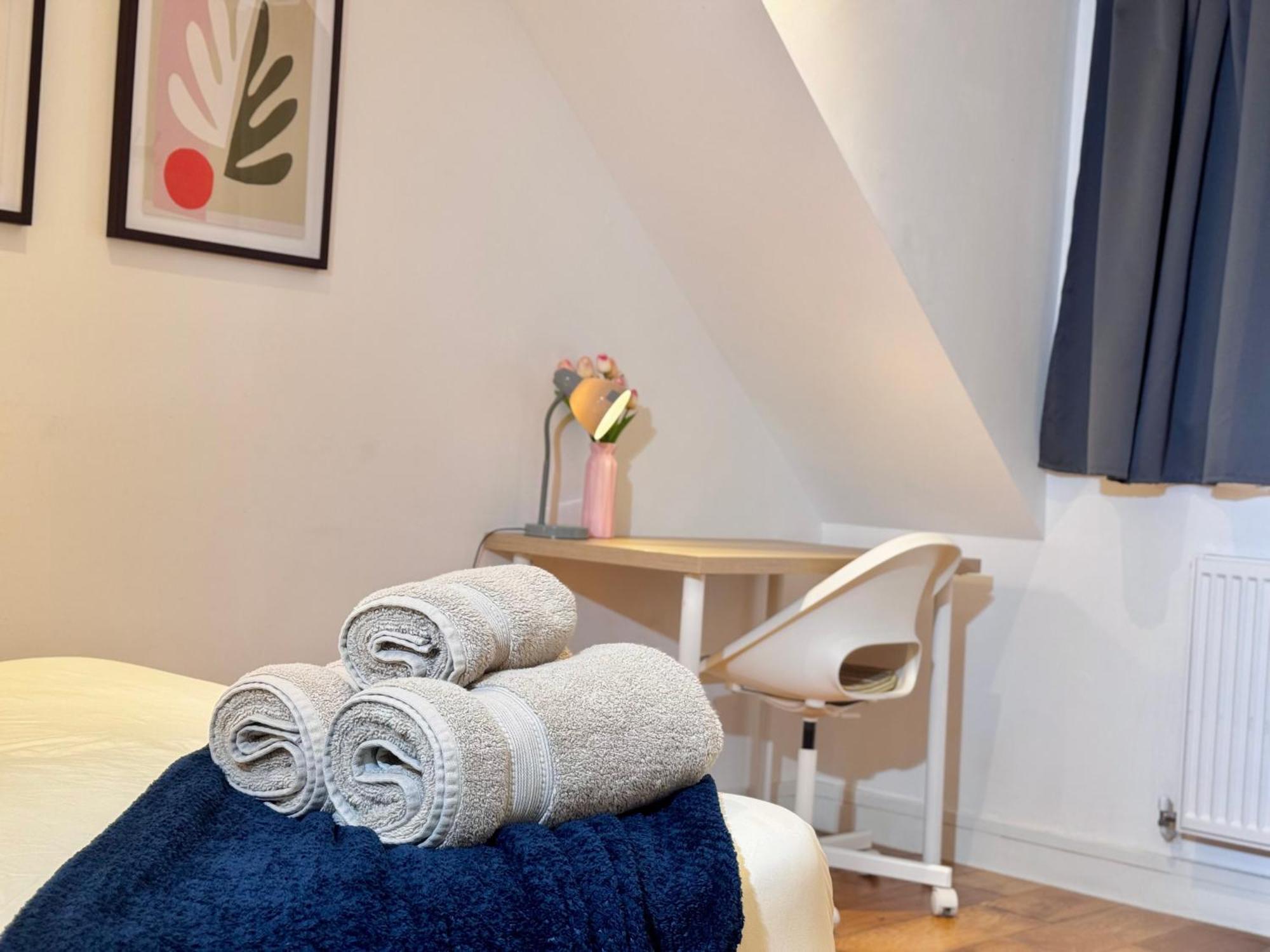 En-suites With Free Parking 30min To * Londen