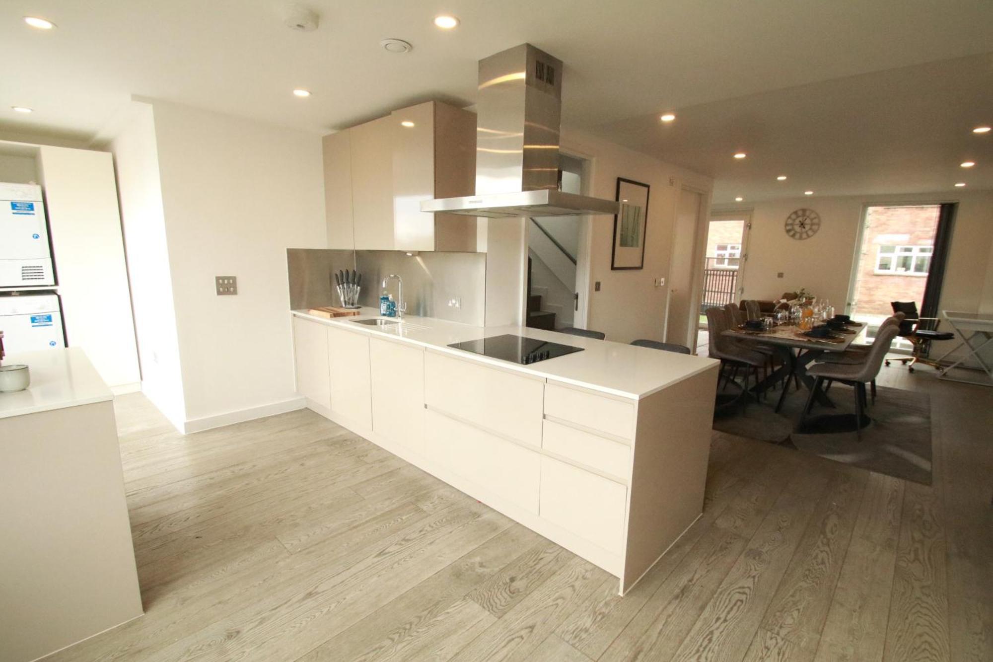 Ft6 Penthouse