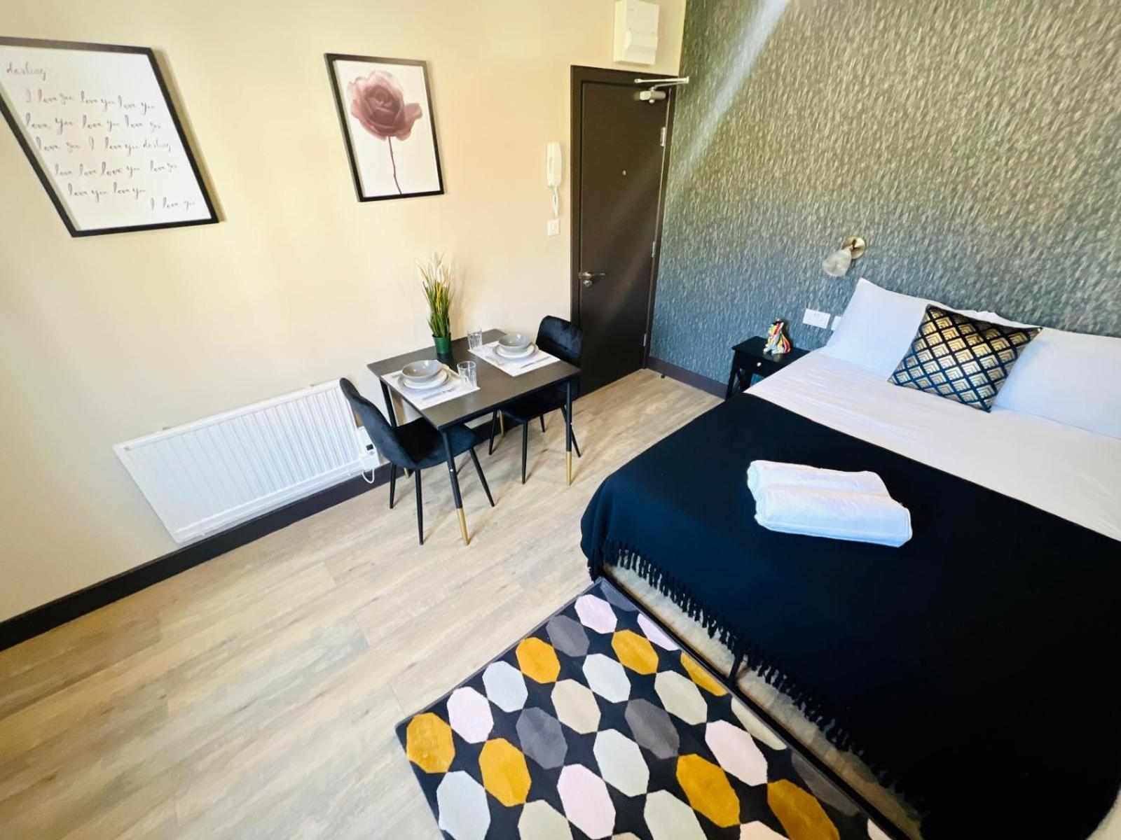Luxury Flats In London, Ideal For Tourists Apartment