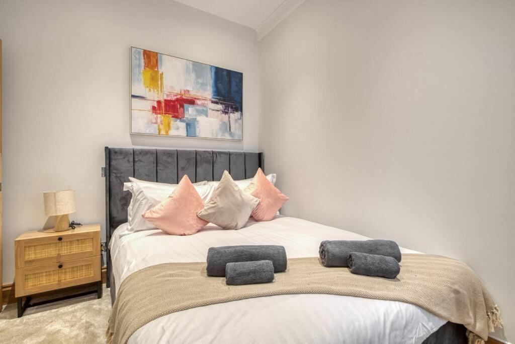 3bed 3bath Kensington Palace * London