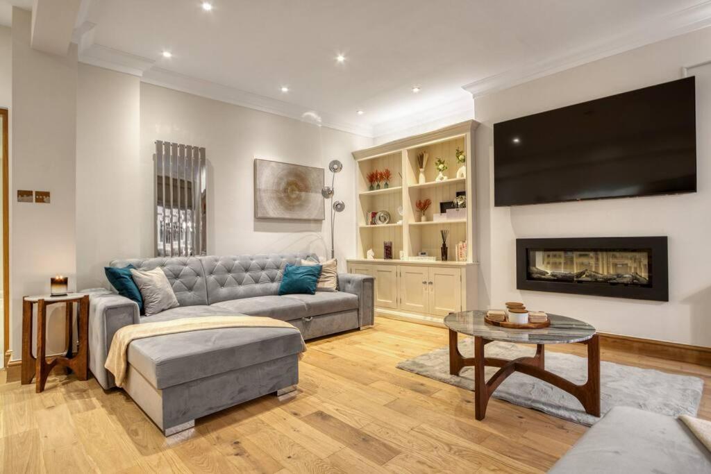 3bed 3bath Kensington Palace London