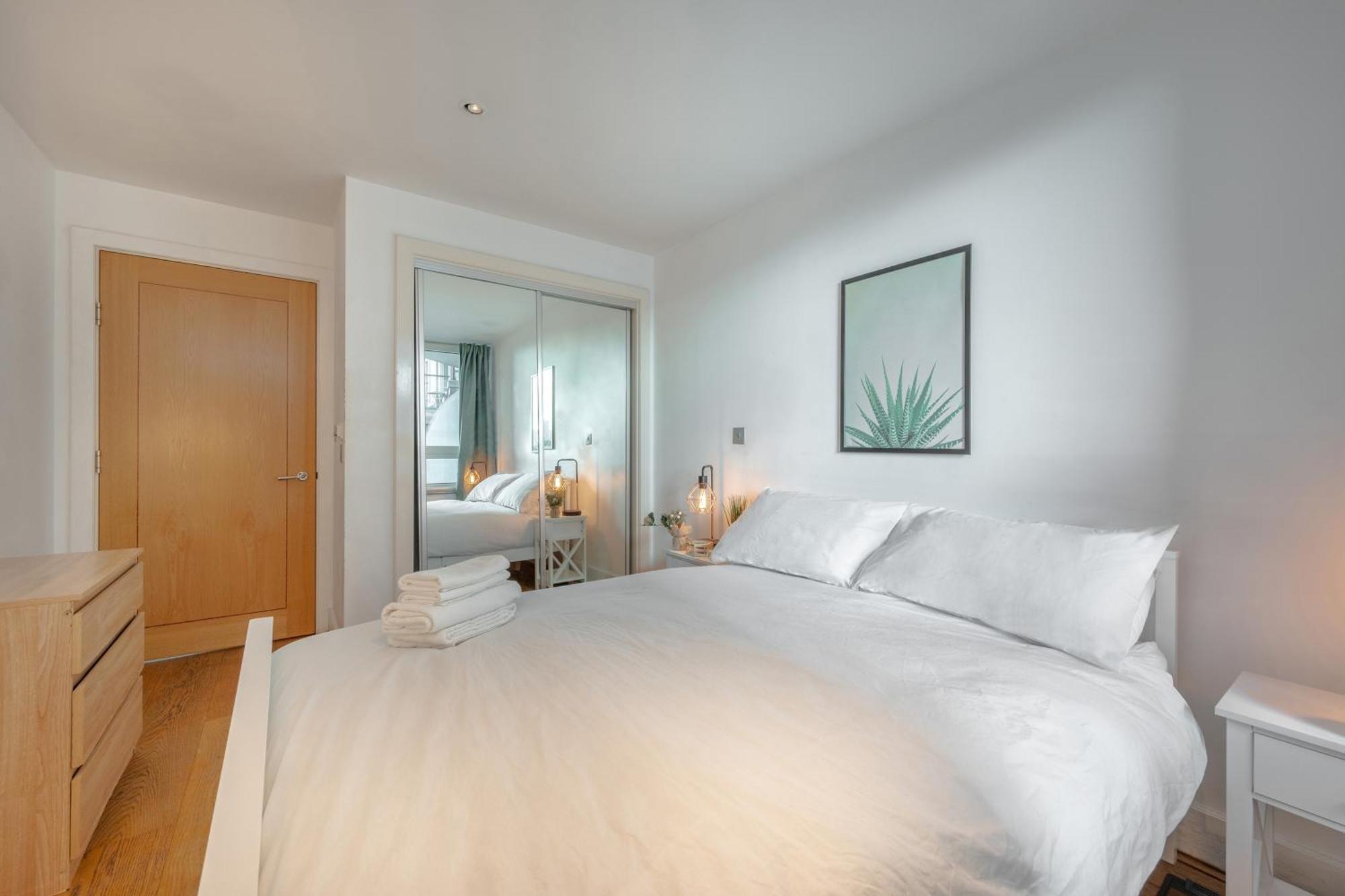 Riverside Balcony Apartments, 10 Minutes From Oxford Circus Apartamento *