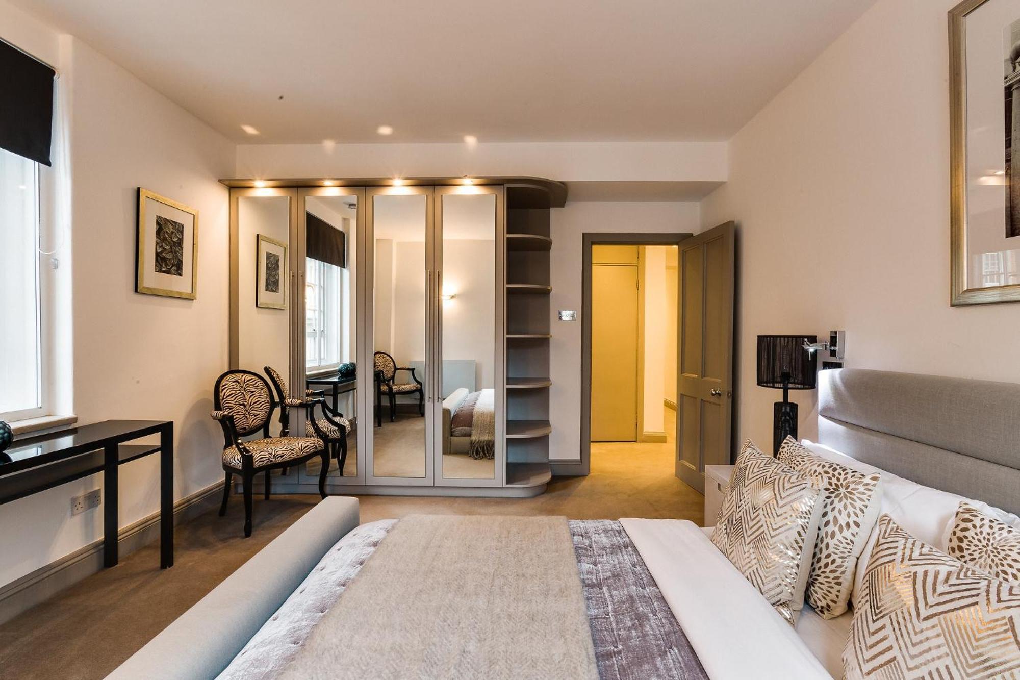Knightsbridge & Chelsea Lux Apartment London