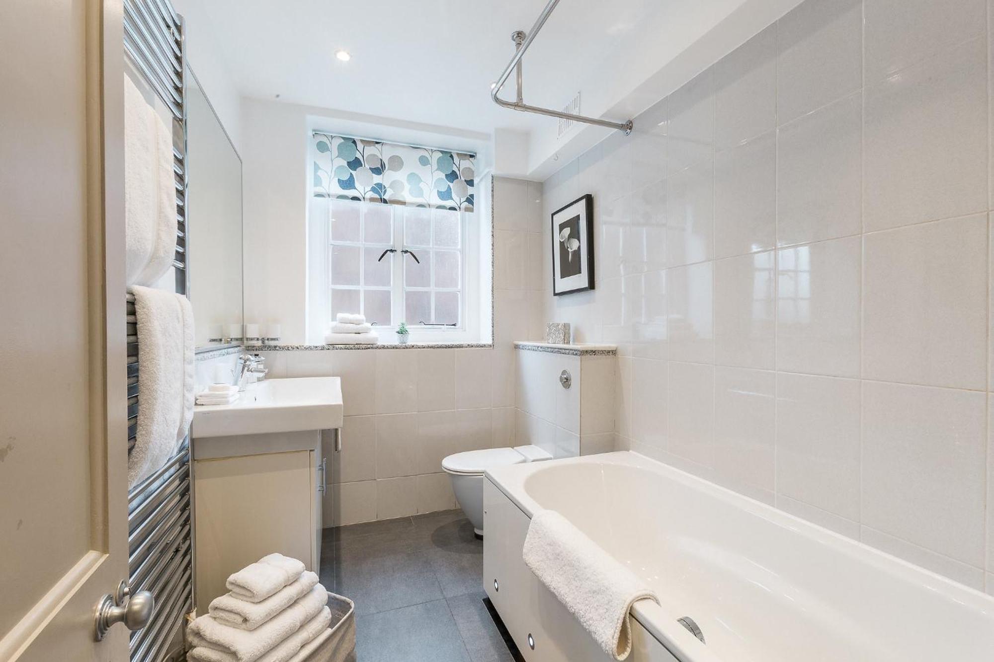 Knightsbridge & Chelsea Lux *