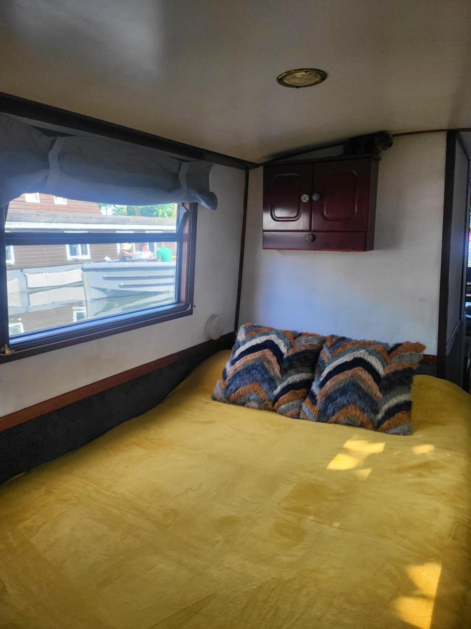 Botel Comfy Canal Boat In Little Venice For Family & Friends *