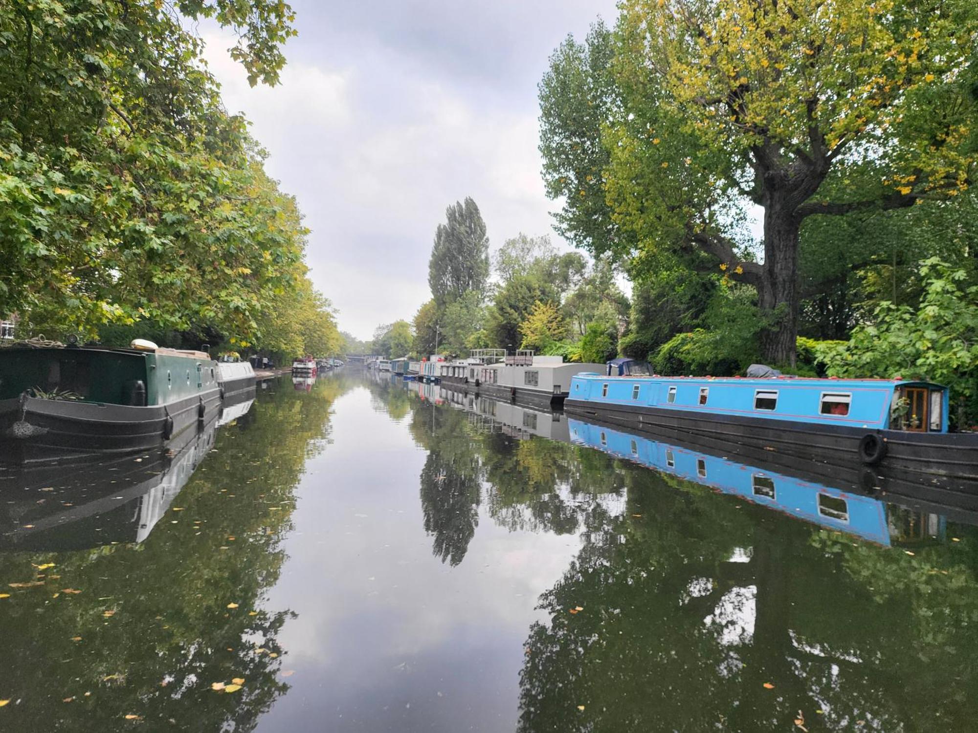 Comfy Canal Boat In Little Venice For Family & Friends