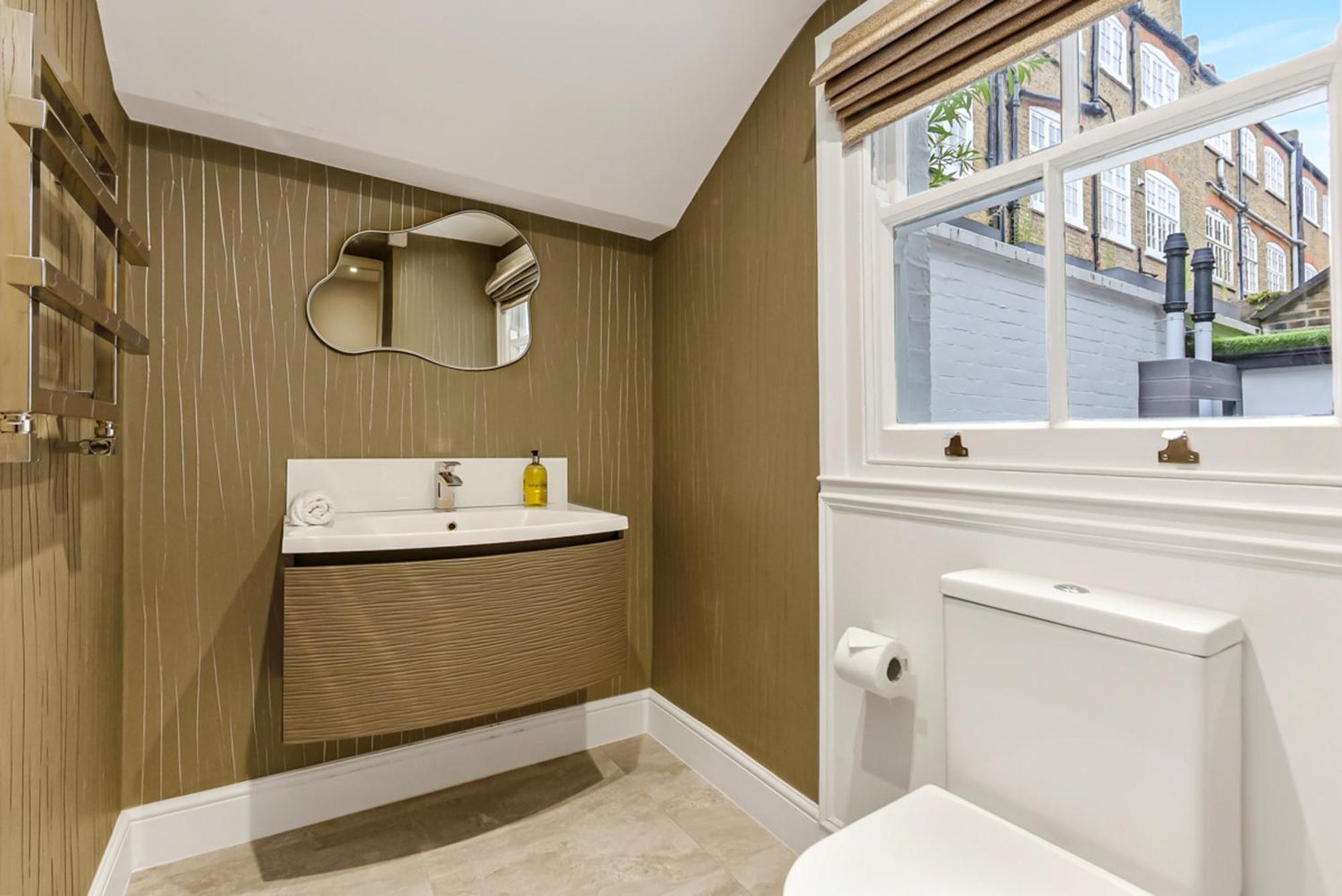 Mayfair With Private Terrace- 2 Bed Appartement *