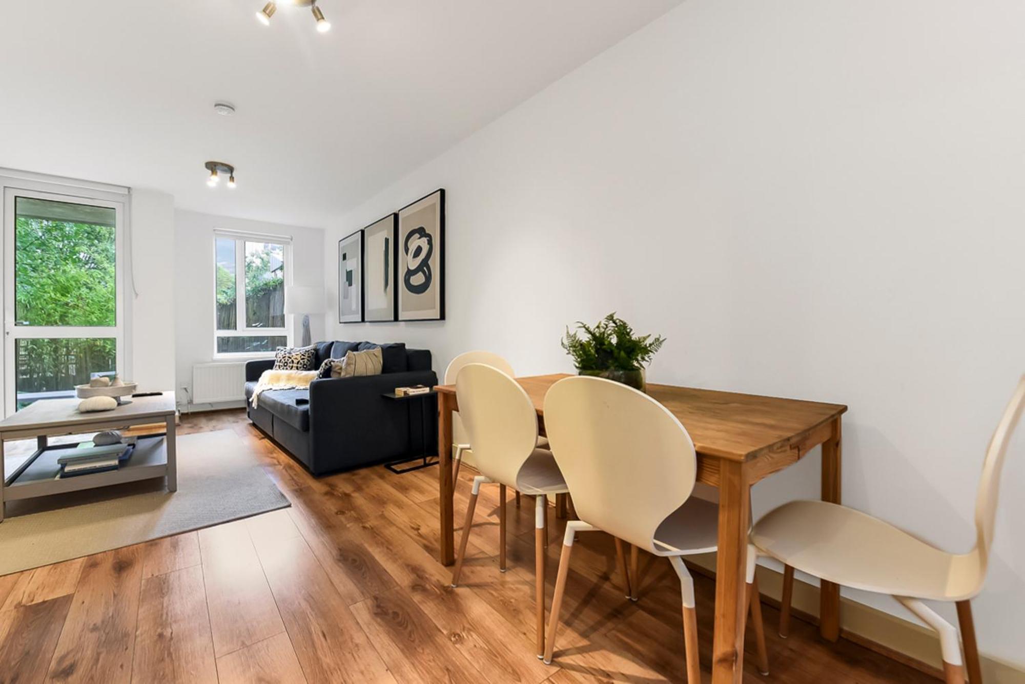 1 Bed Garden Flat- Belsize Park Apartment *