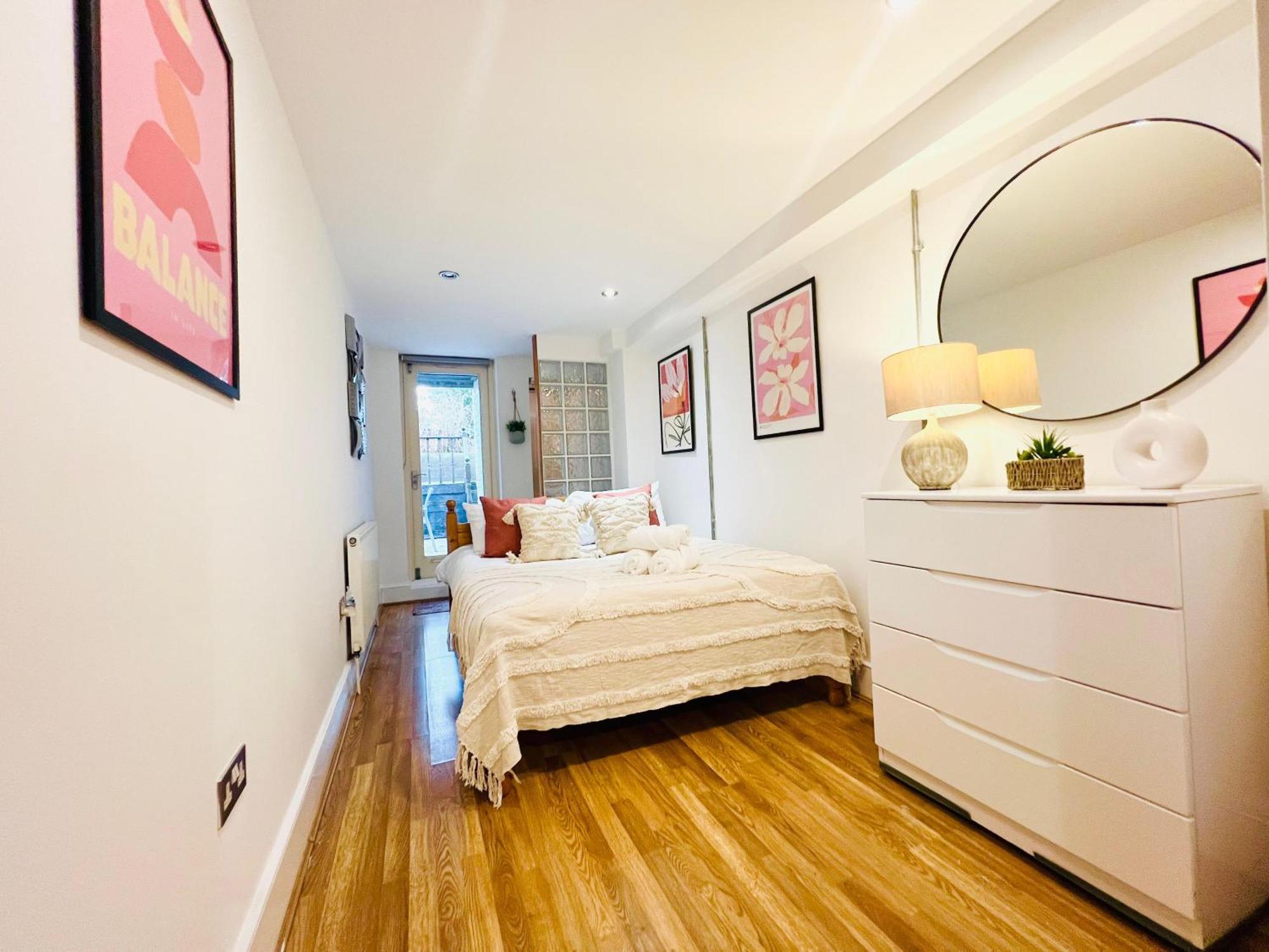 2 Bed Garden Flat- Highgate