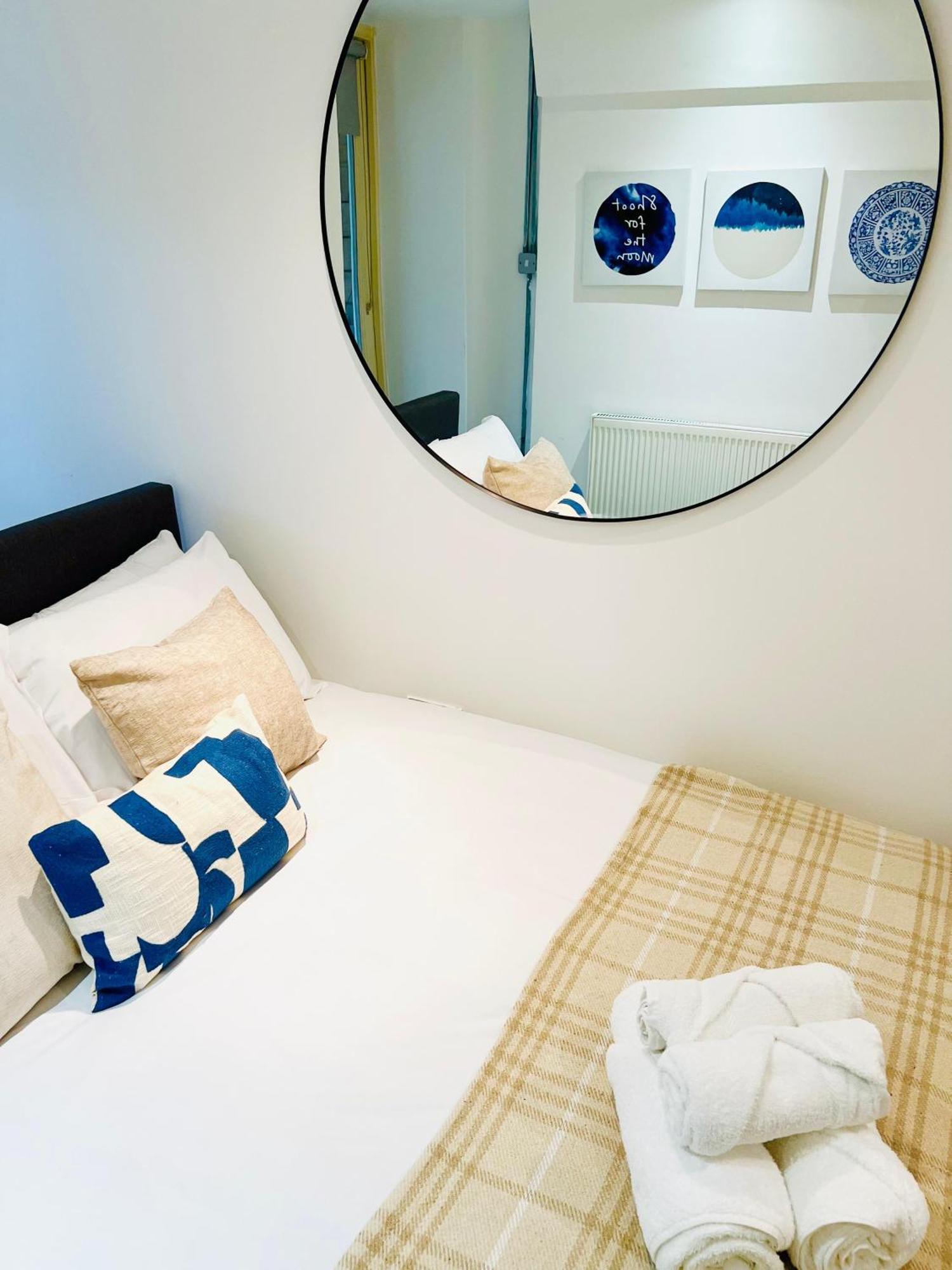 2 Bed Garden Flat- Highgate Apartment