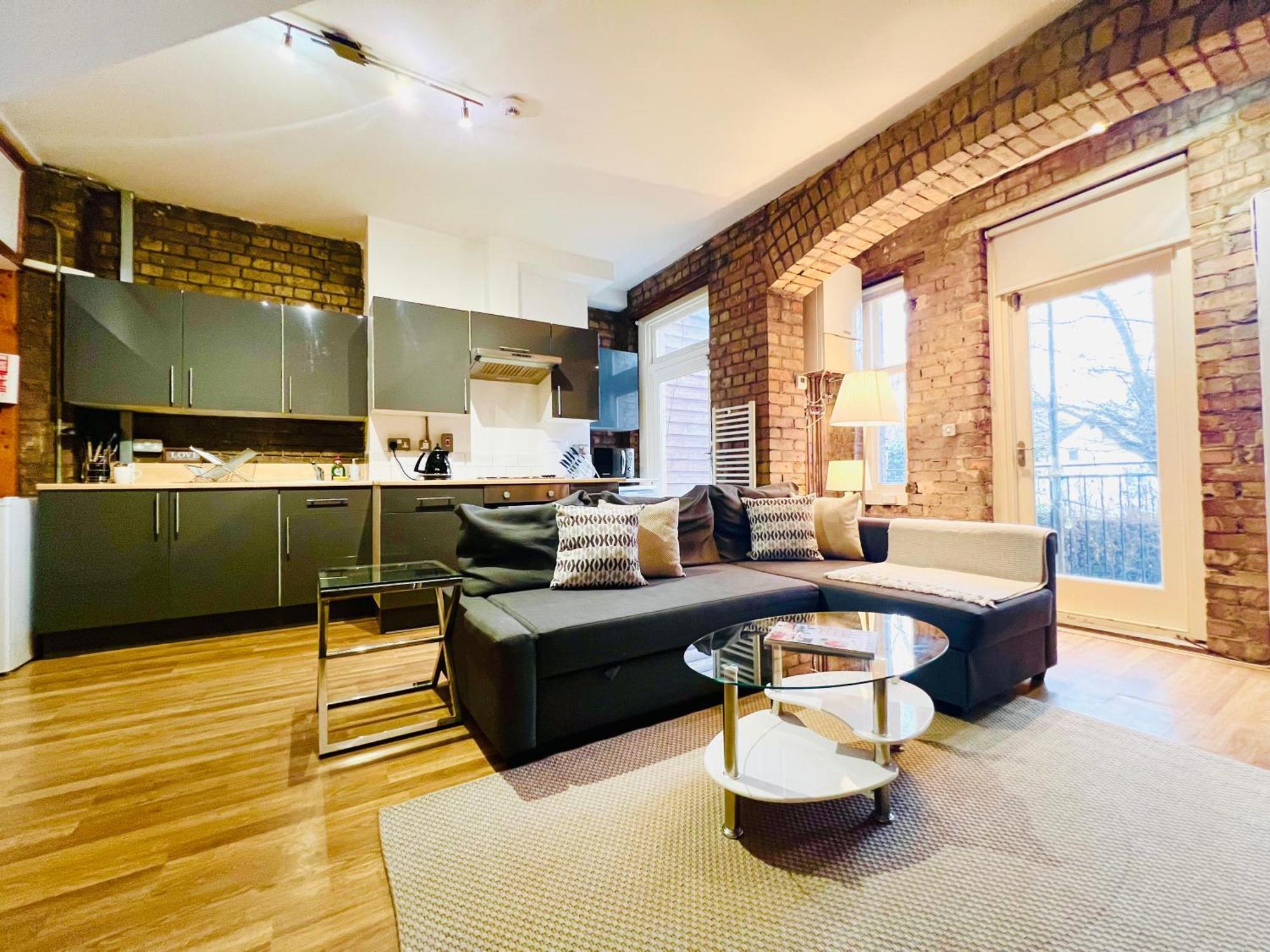 2 Bed Garden Flat- Highgate