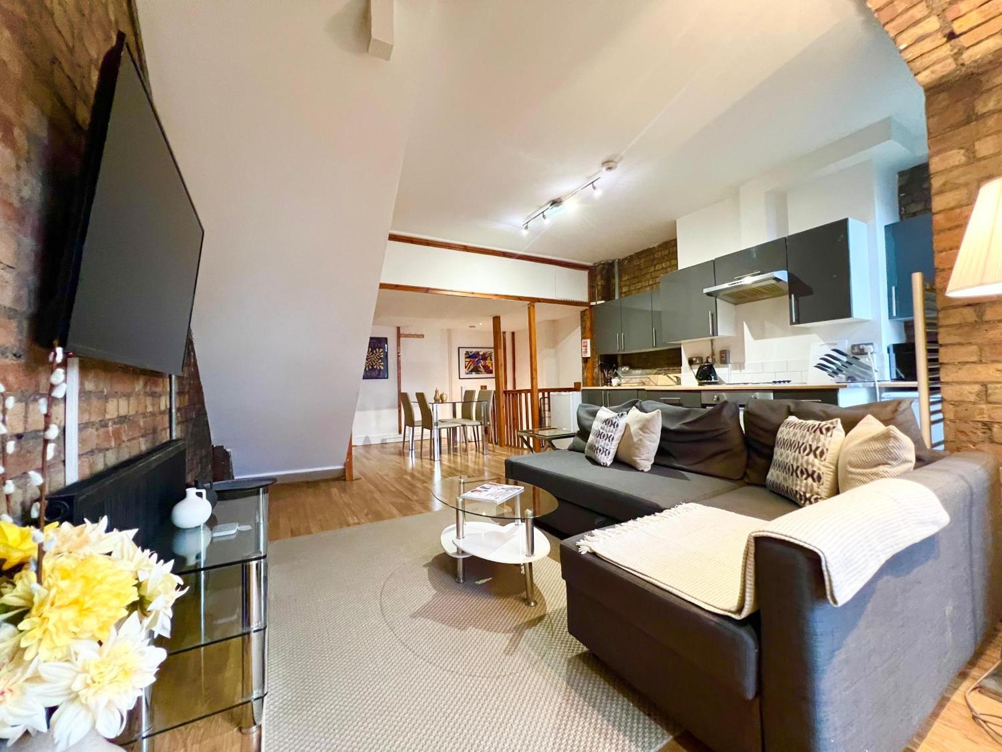 2 Bed Garden Flat- Highgate Apartment