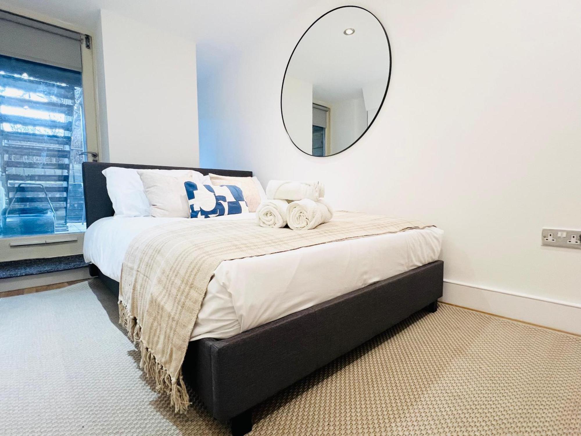 2 Bed Garden Flat- Highgate *