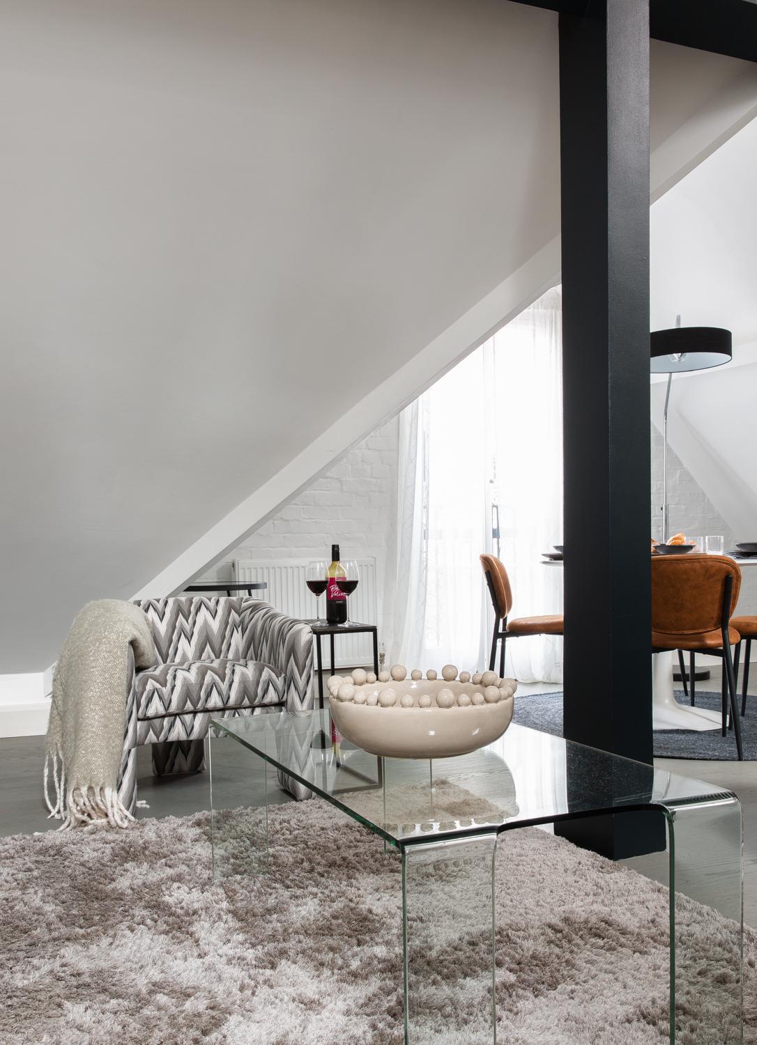 Mayfair Loft Apartment! *