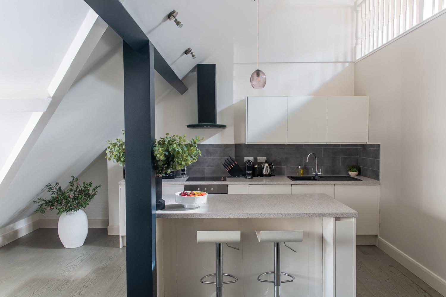 Mayfair Loft Apartment! London