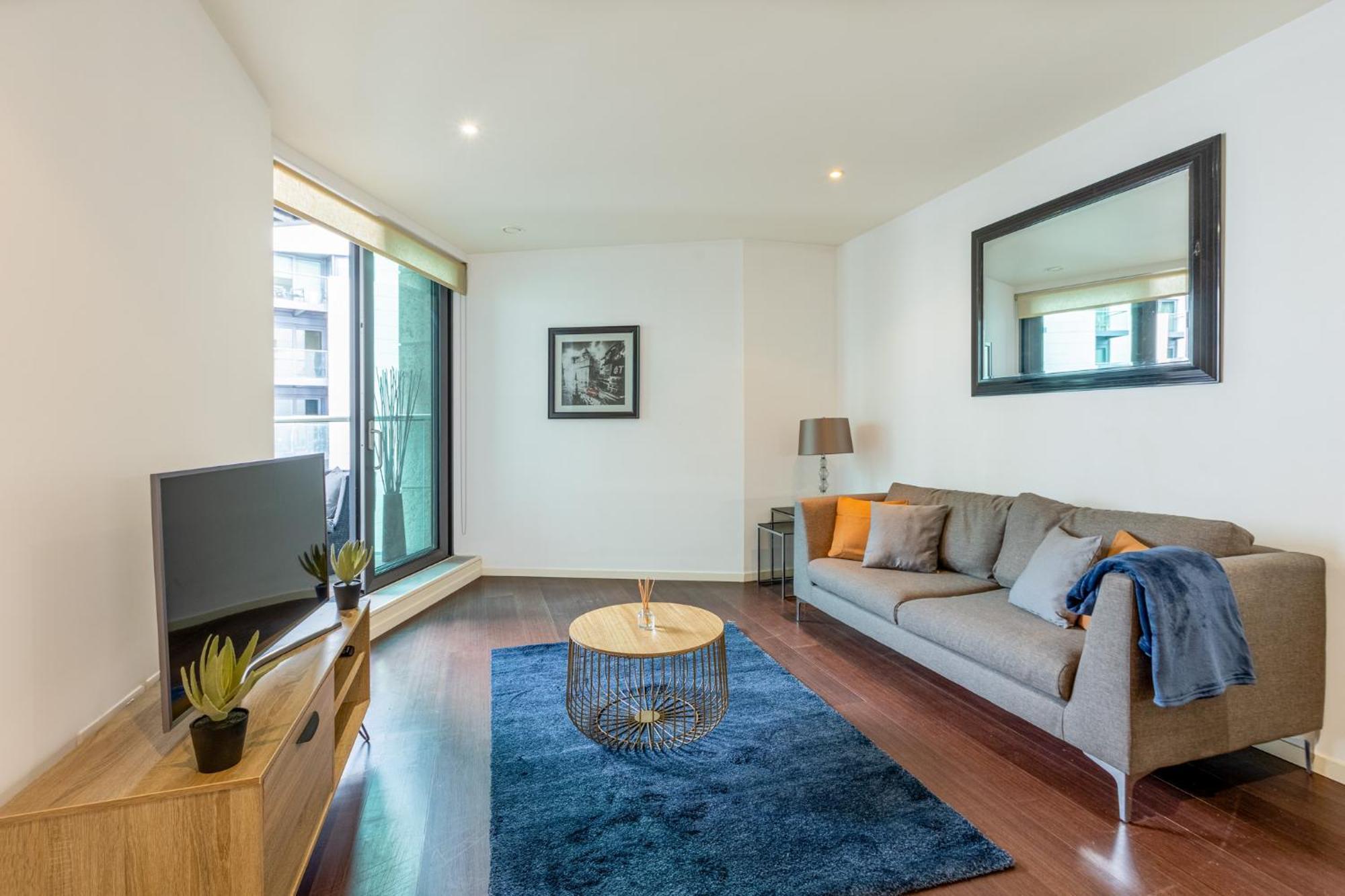 Apartment Luxury 1 Bedroom Canary Wharf Couples & Work-friendly