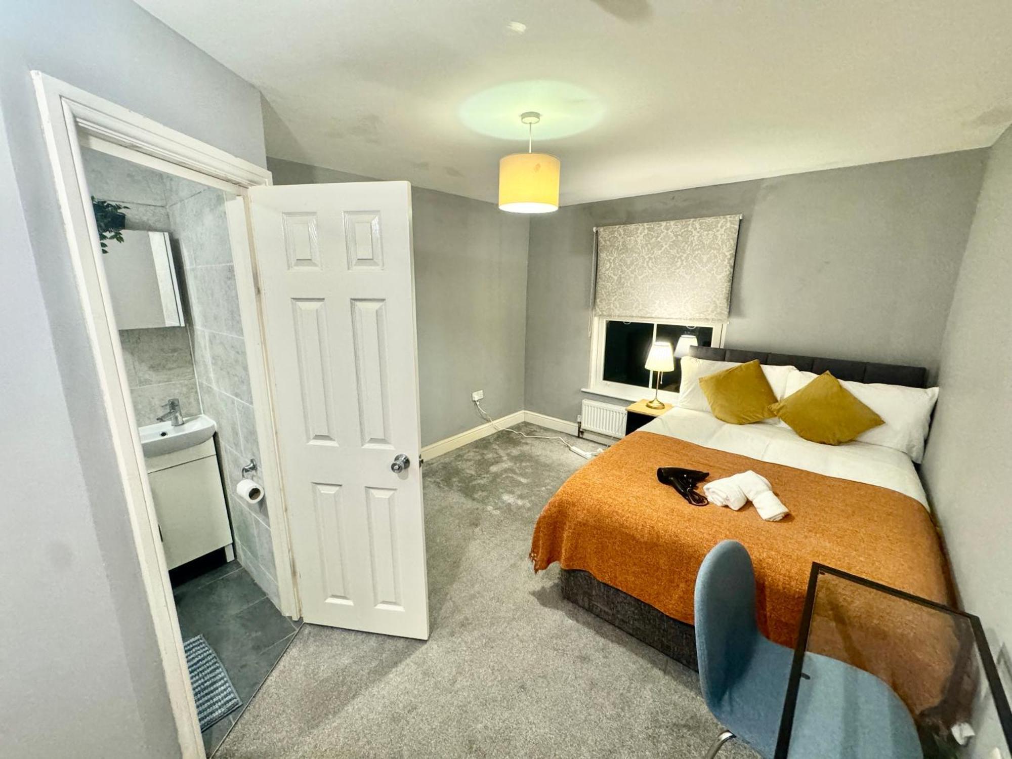 Modern En-suite By Finsbury Park Station 8 Mins To King's Cross By Tube Habitación en casa particular