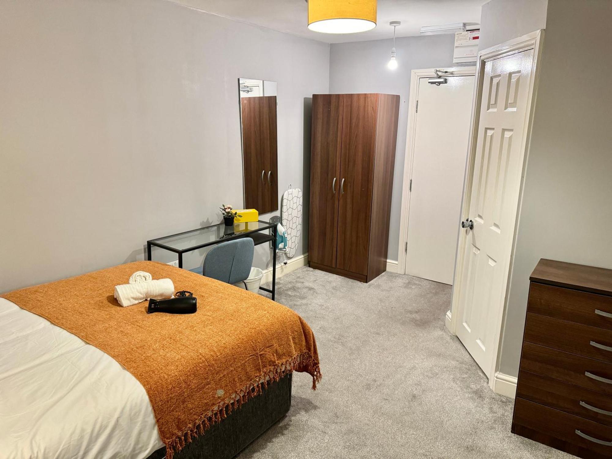 Modern En-suite By Finsbury Park Station 8 Mins To King's Cross By Tube Londres