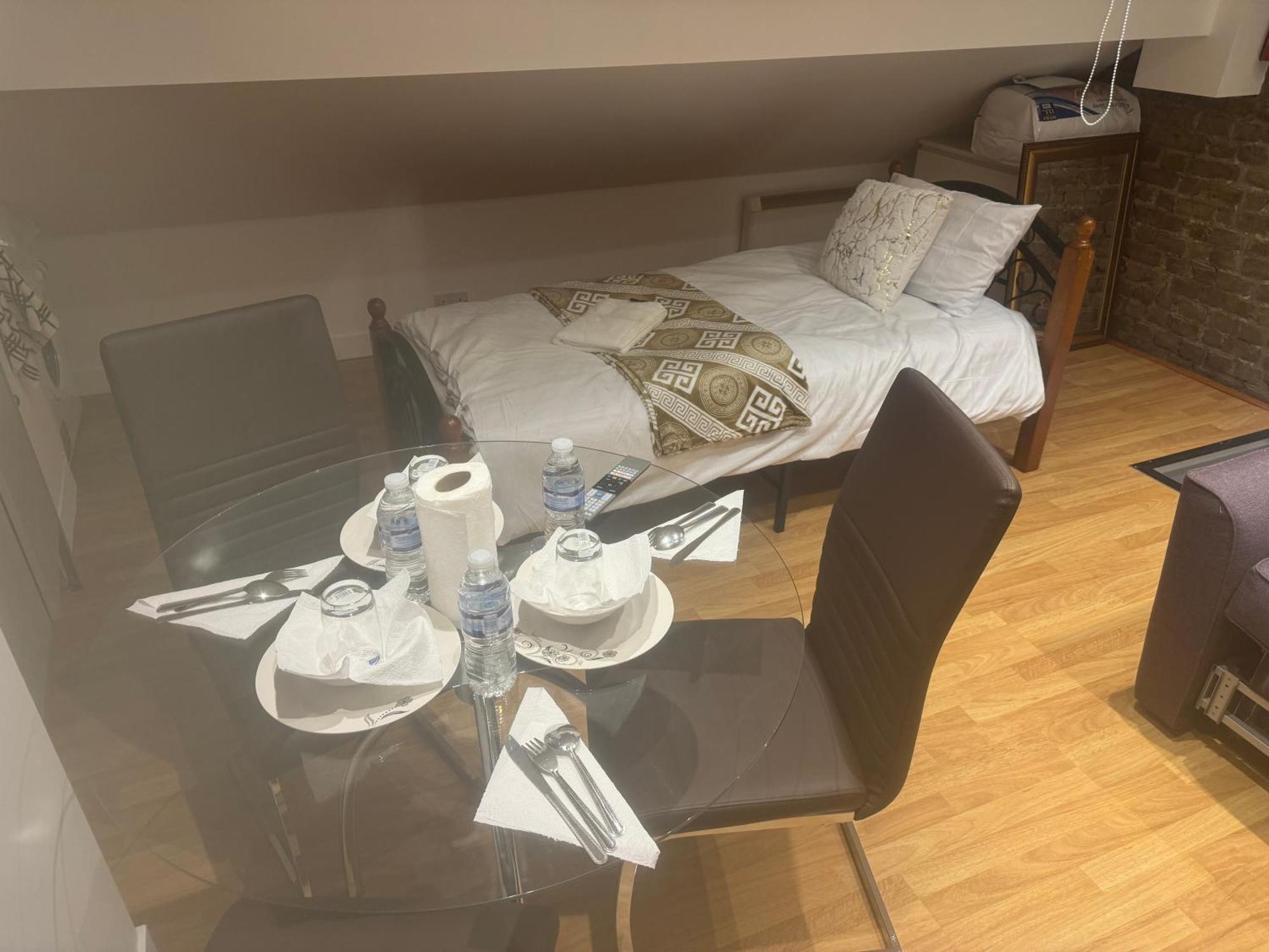Flat Close To Apartment London