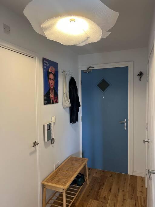 Apartment Flat In *
