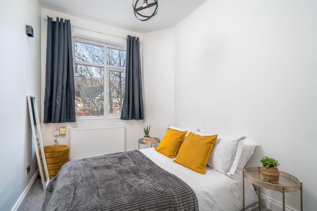 Apartment Beautiful Luxe 3 Bedroom With 4 Beds