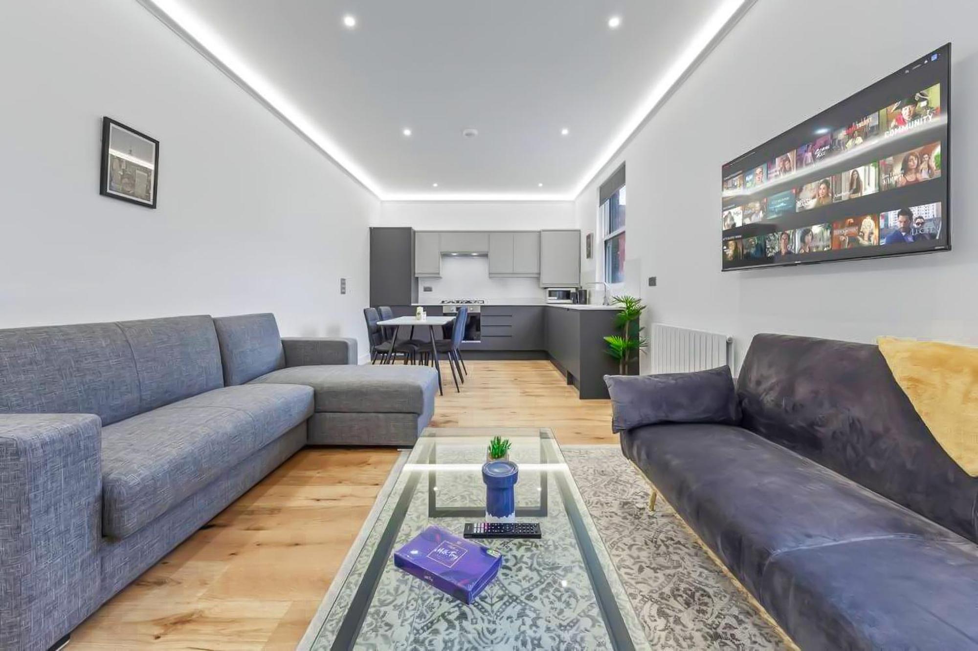 Apartment Brand New Near Bridge Lr1 London