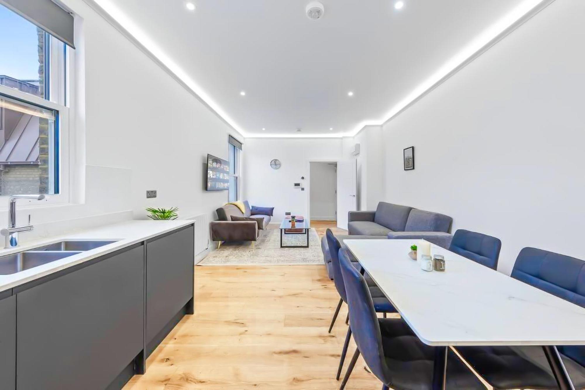Apartment Brand New Near Bridge Lr1