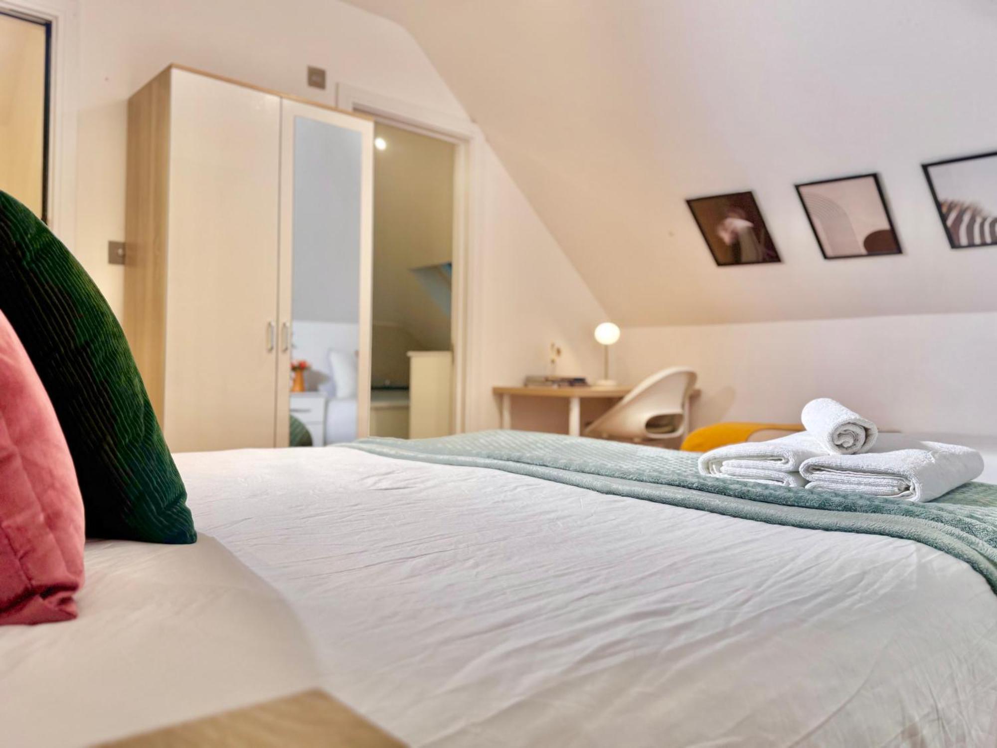 Gasthuis En-suites With Free Parking 30min To *