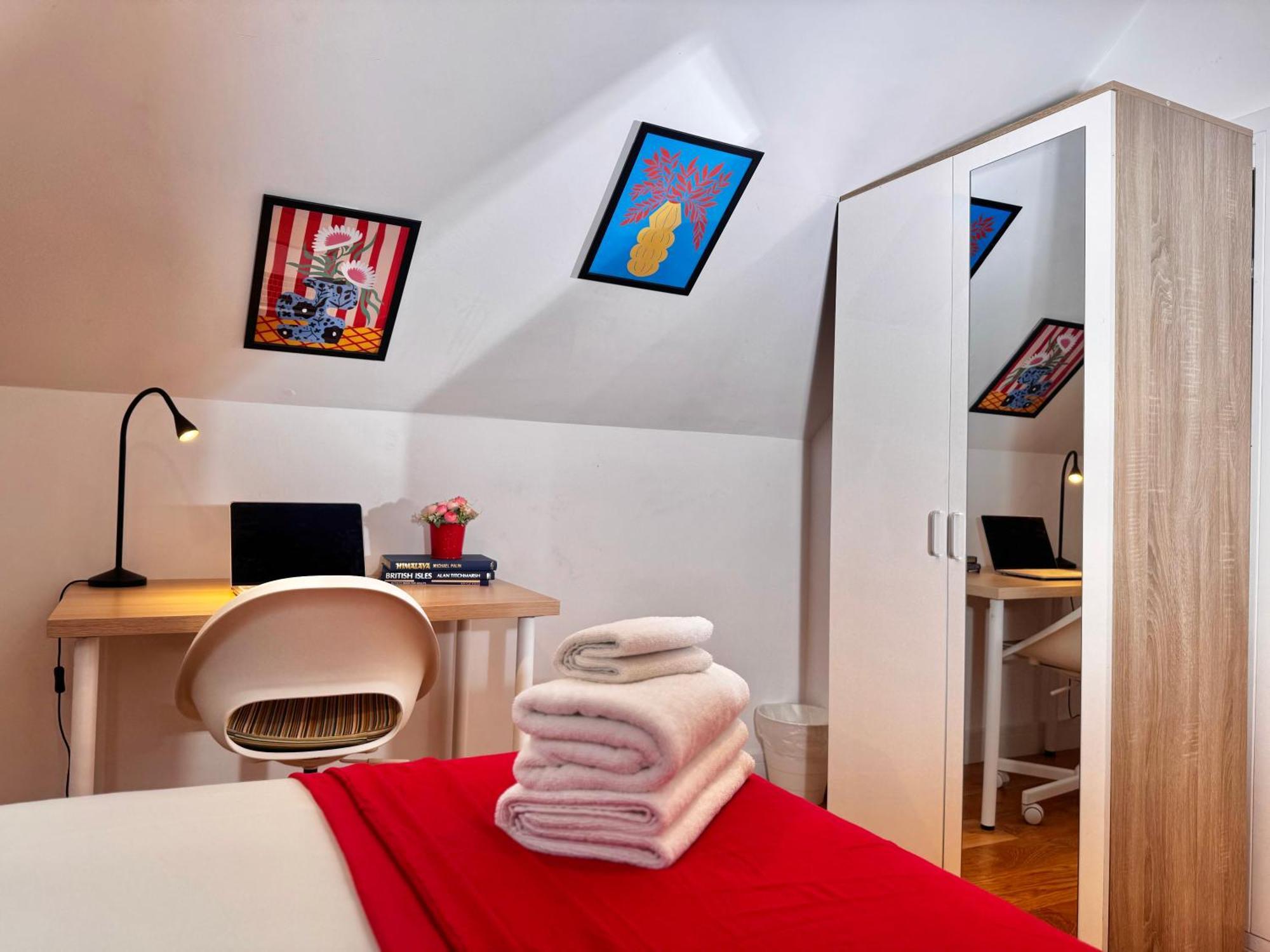 En-suites With Free Parking 30min To Gasthuis *