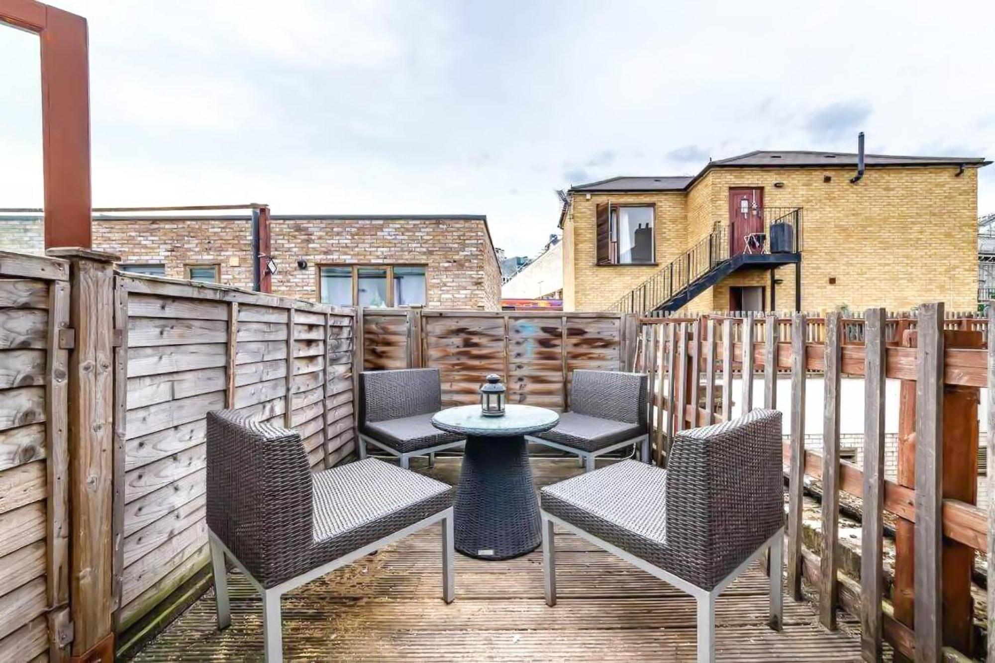 Apartamento Lovely 2 Bedroom With Patio Waterloo Lm1 Londres