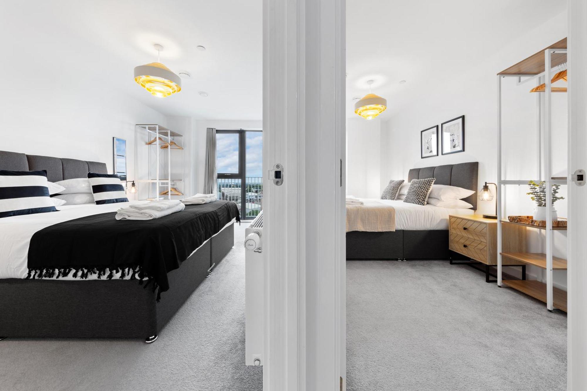 Luxury 3 Bed With Balcony * London