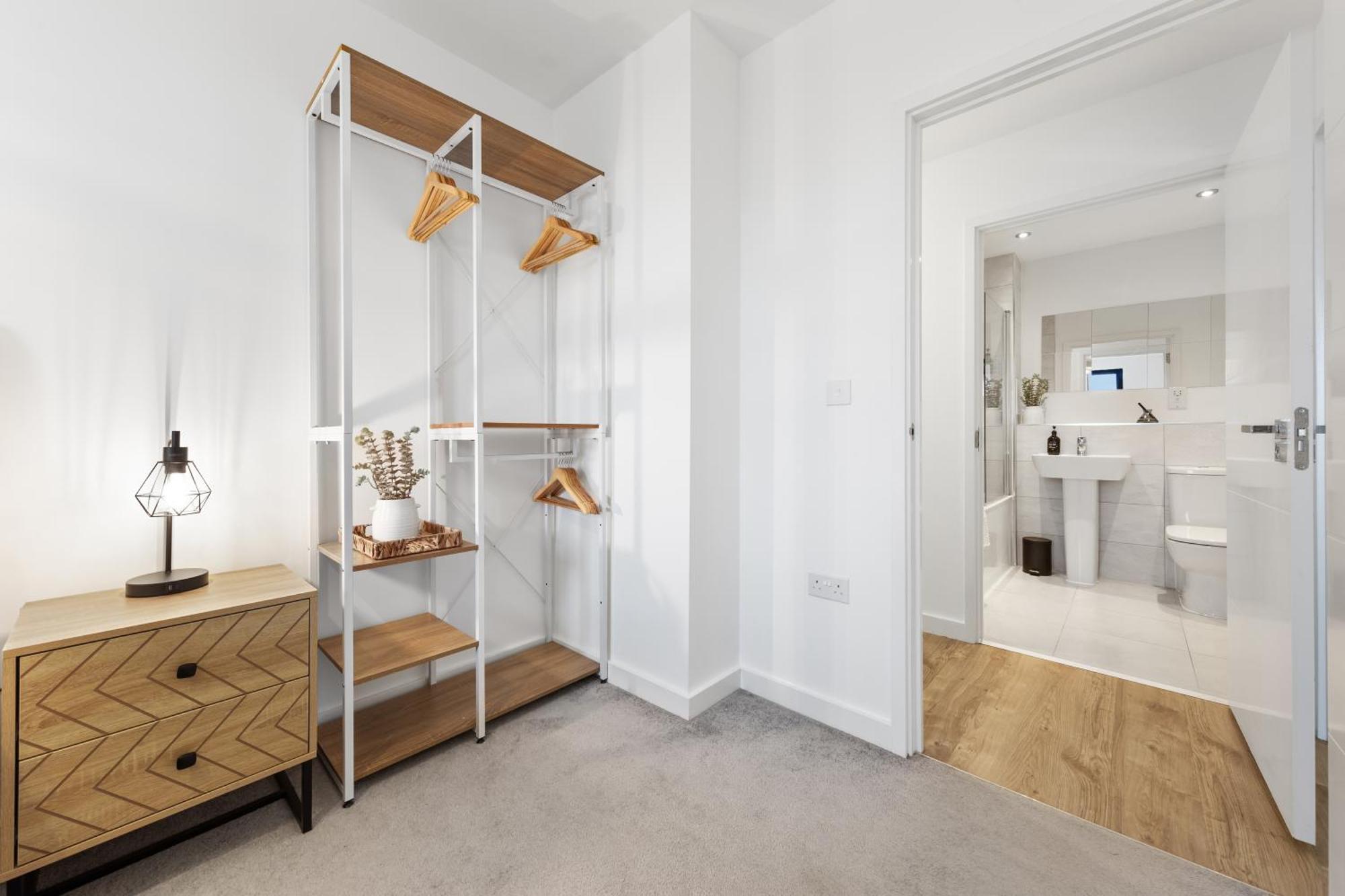 Apartment Luxury 3 Bed With Balcony