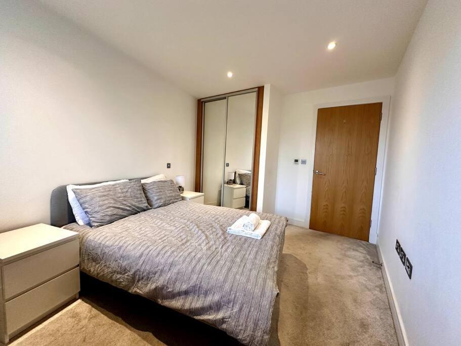 Royal Gateway Apartment *