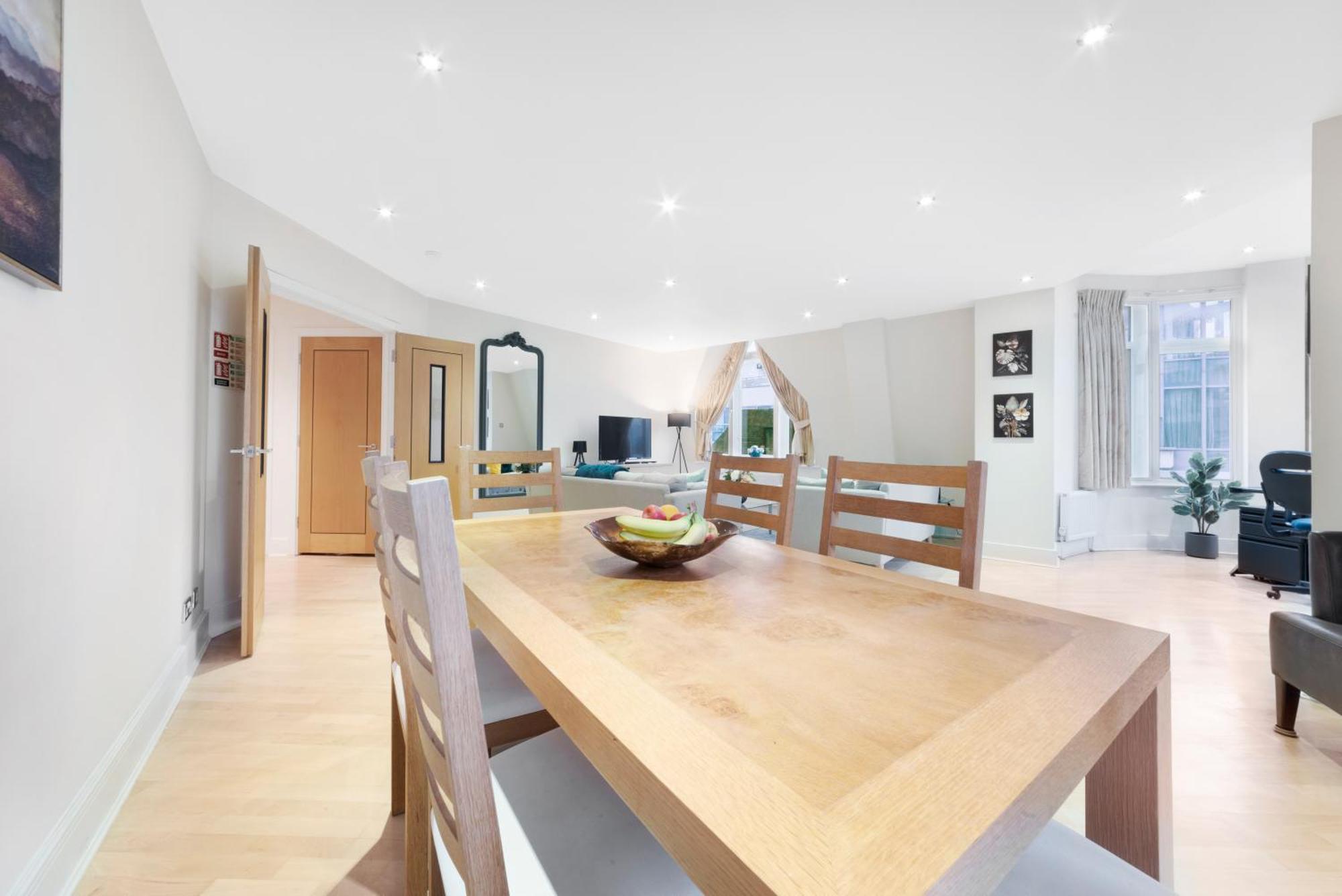 Farringdon Penthouse Spacious 3 Bedroom 2 Bath Leilighet