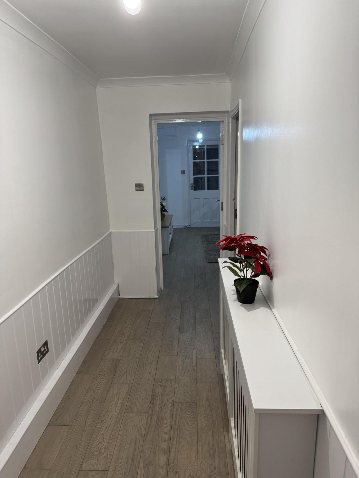 Stylish Entire With Private Garden In Camden, Appartement Londen