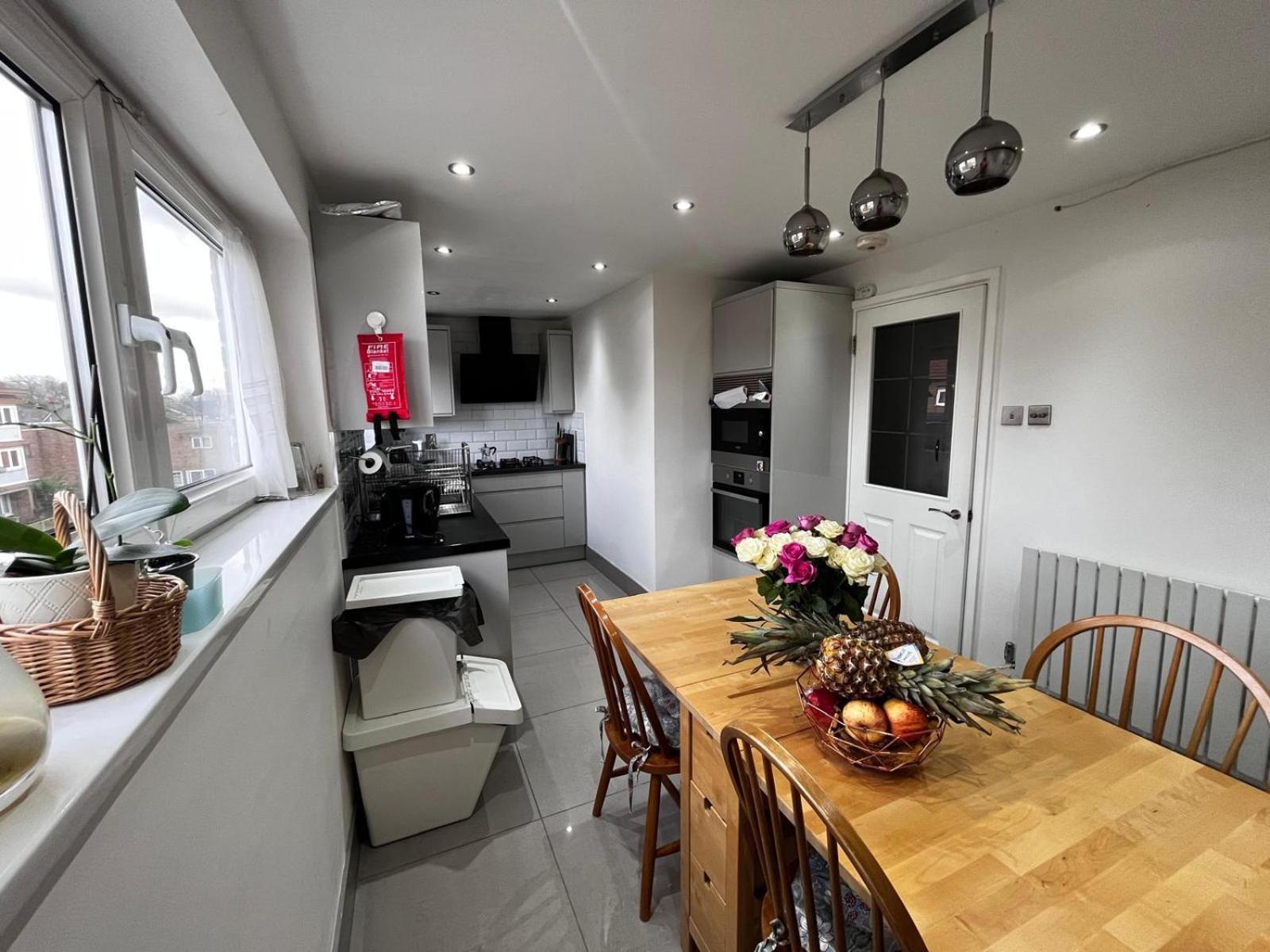Plaistow Comfort- Single Homestay *