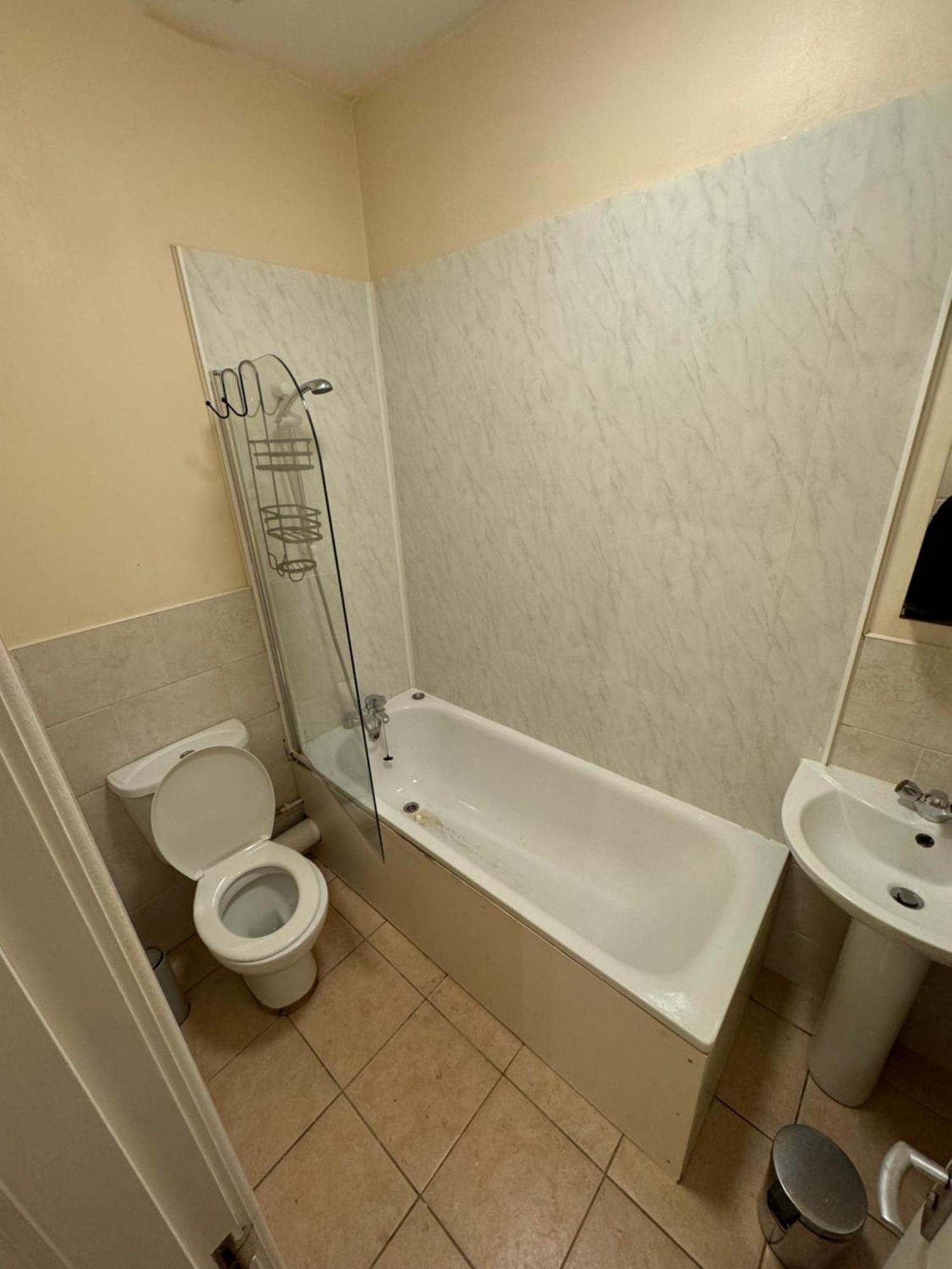 Super Clapham Junction Flat Apartment London
