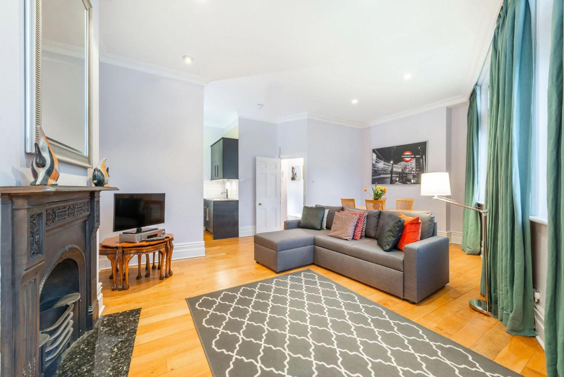 Nelson'S Pad - Trafalgar Square - By Frankie Says Apartment