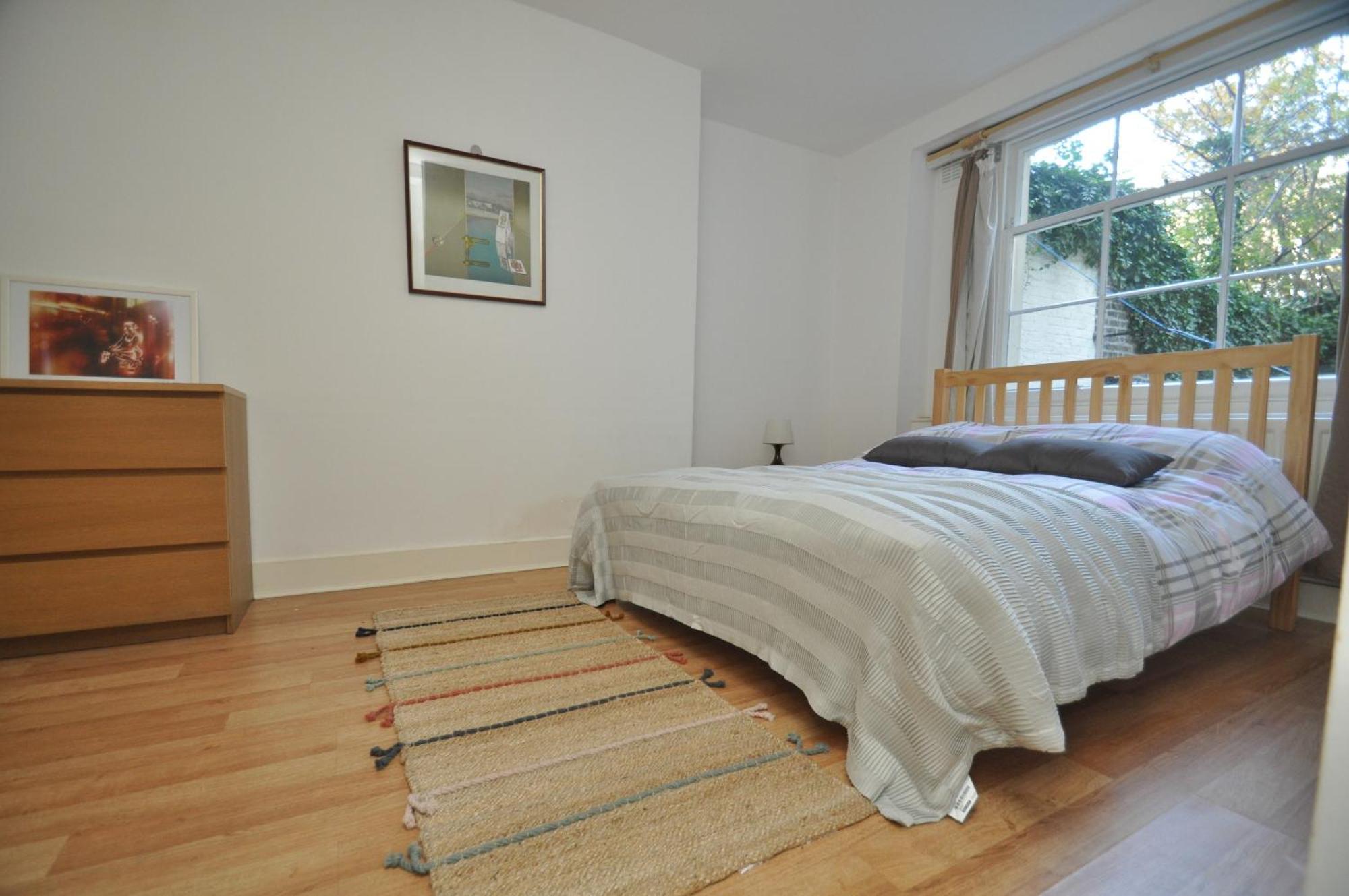 Large Garden Flat In The Heart Of Islington Appartement Londen