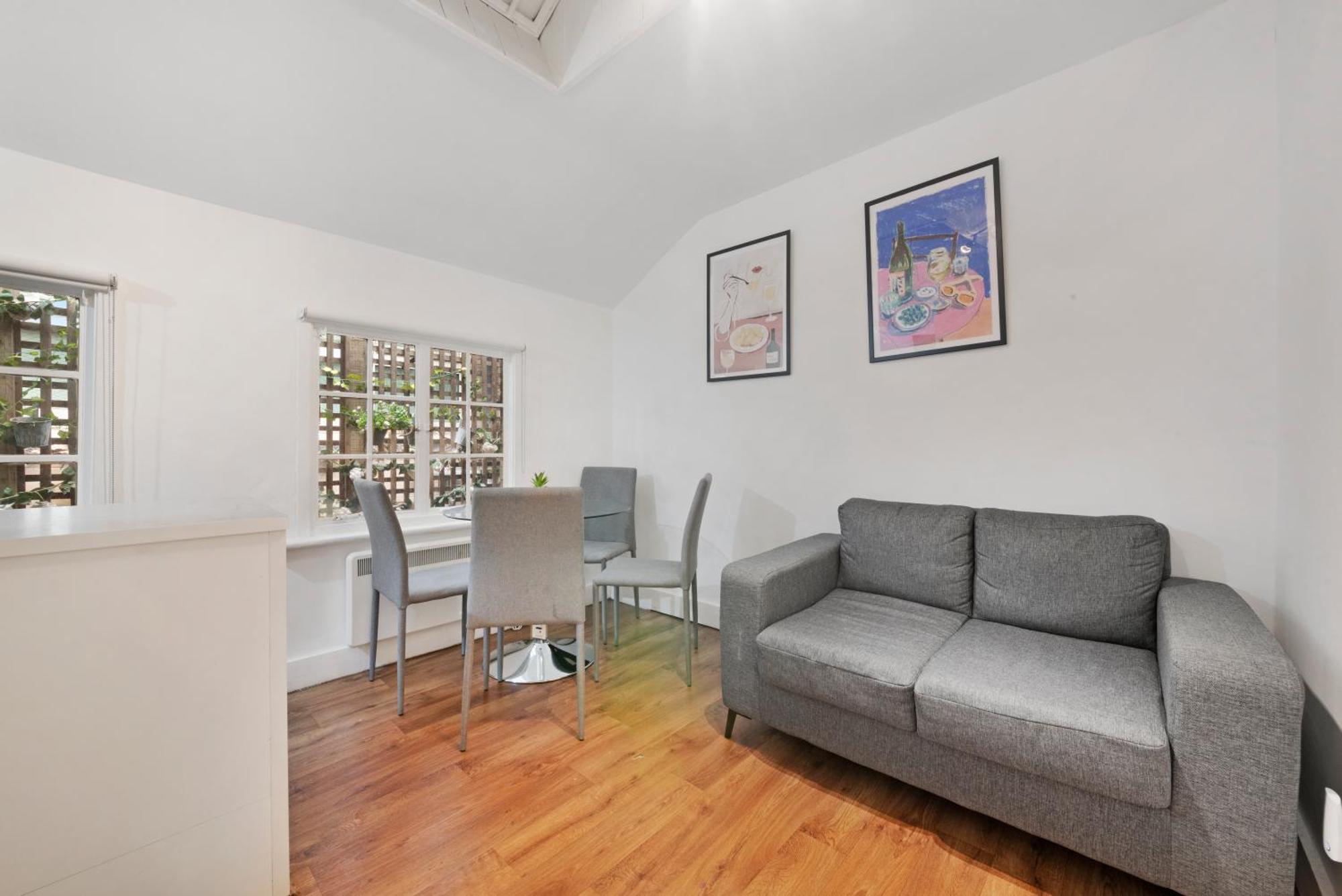 2 Bed Piccadilly 1 Appartement *