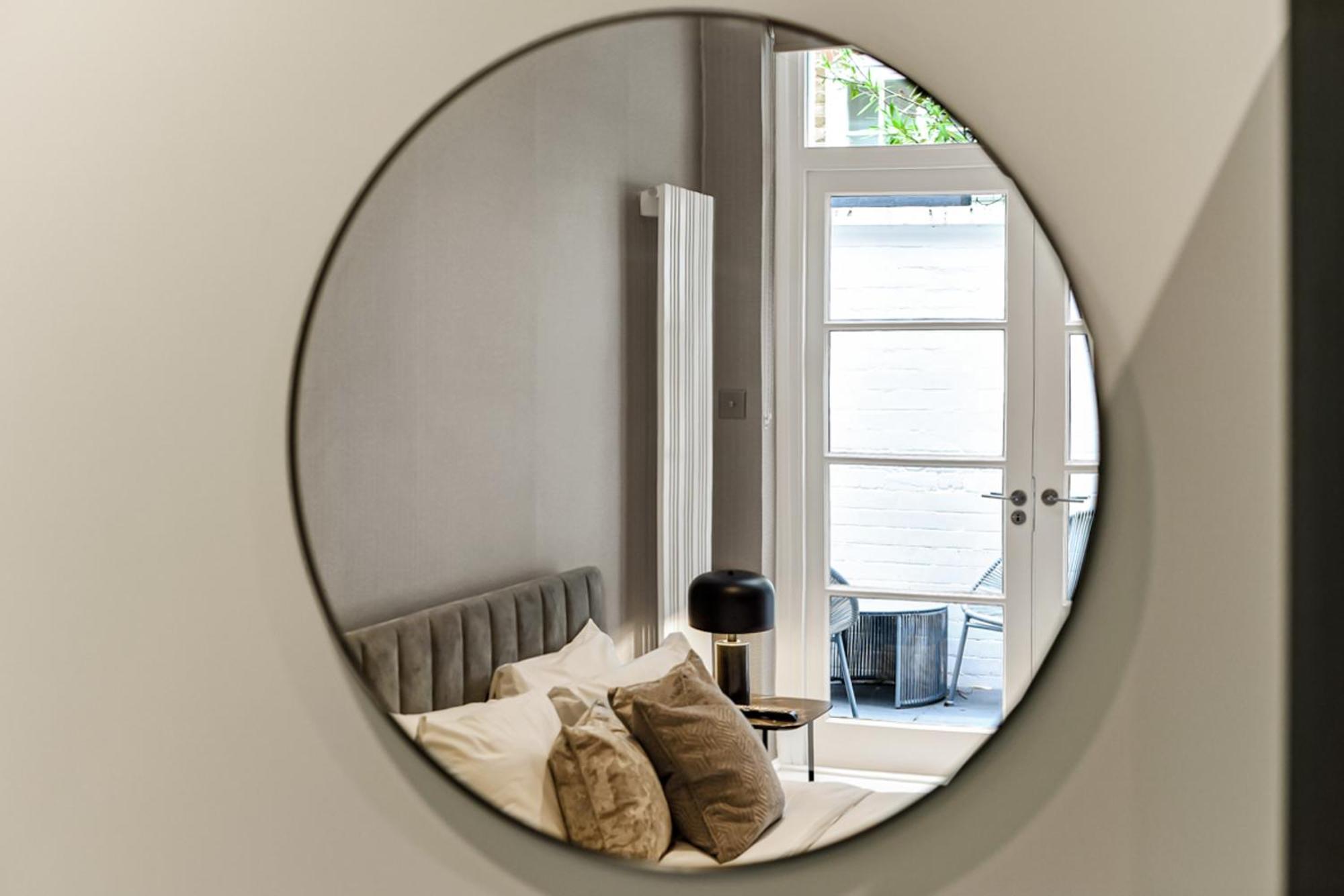 Mayfair With Private Terrace- 2 Bed * Londen